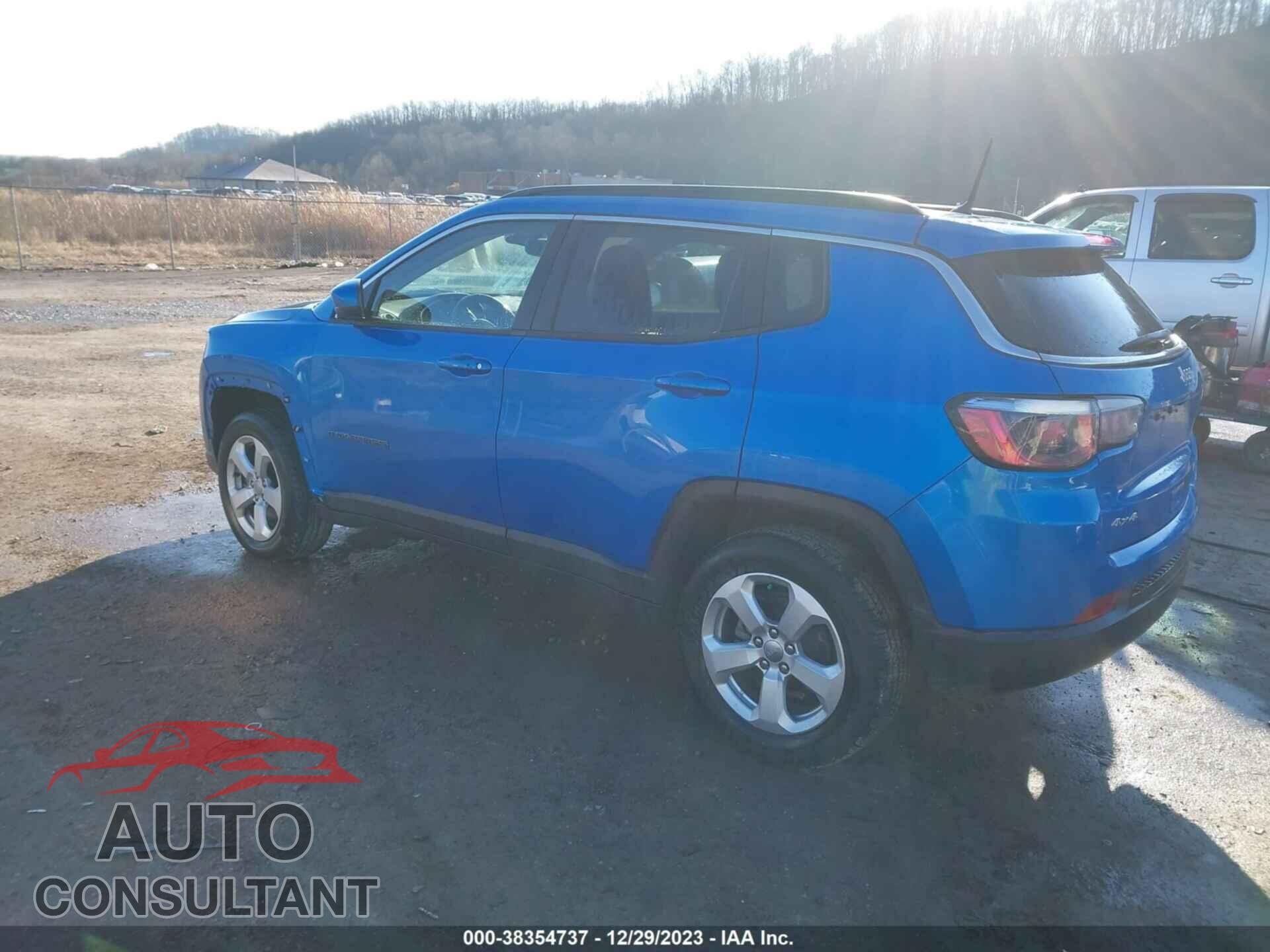 JEEP COMPASS 2018 - 3C4NJDBB9JT326053