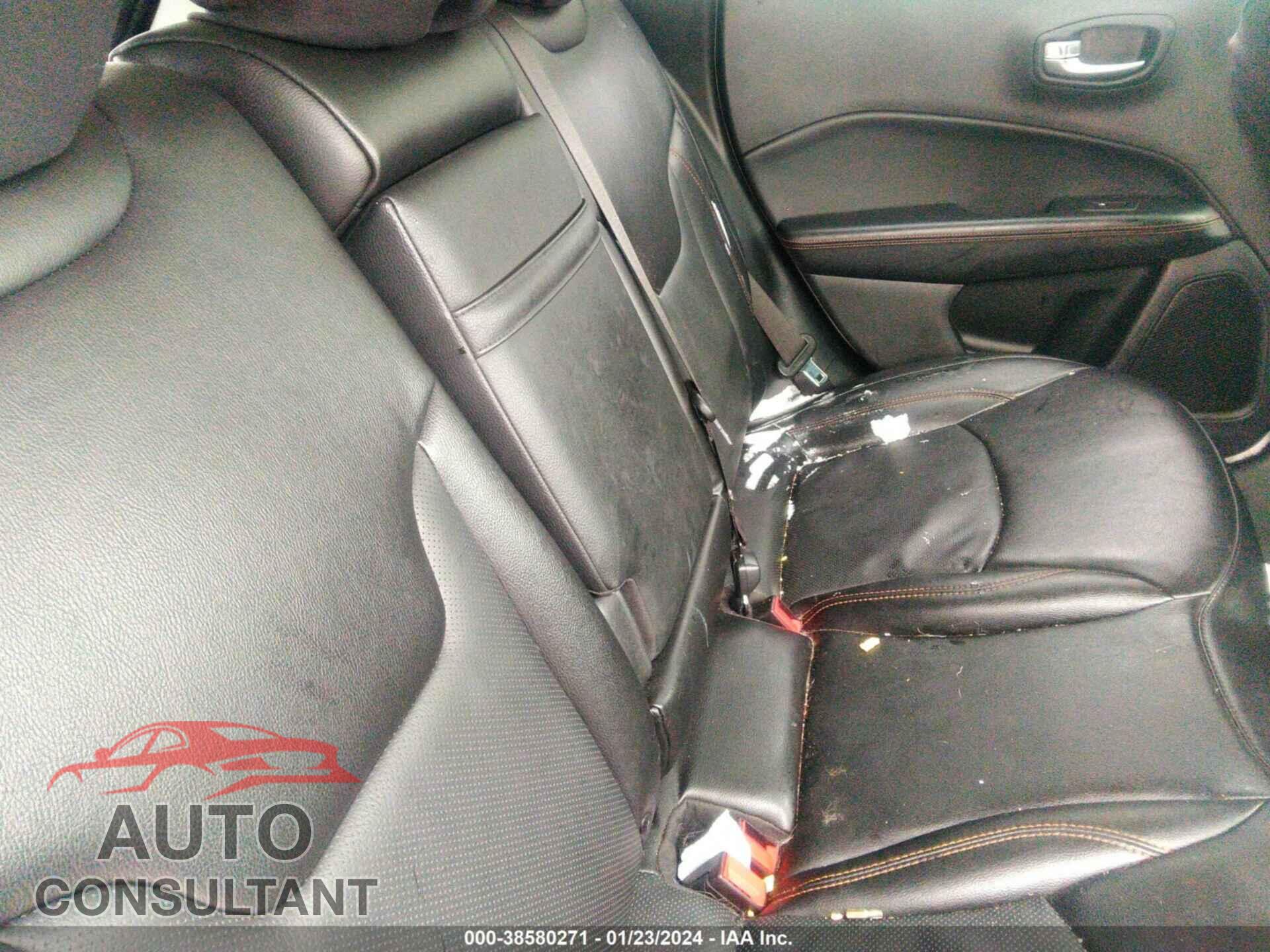 JEEP COMPASS 2020 - 3C4NJDCB5LT124067