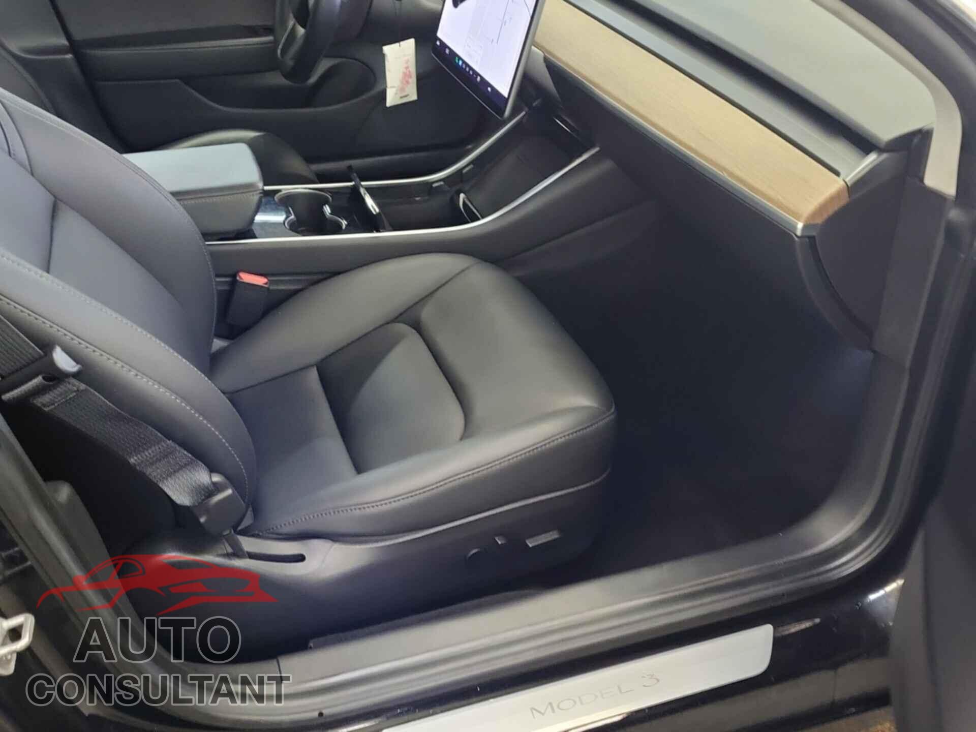 TESLA MODEL 3 2018 - 5YJ3E1EB6JF183616