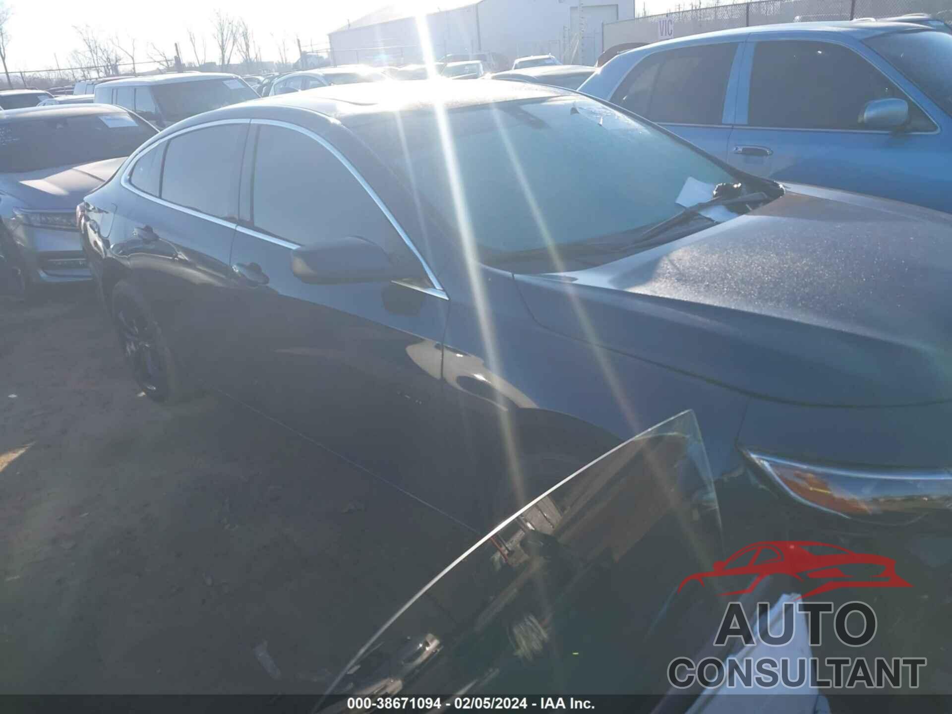CHEVROLET MALIBU 2022 - 1G1ZD5STXNF195747