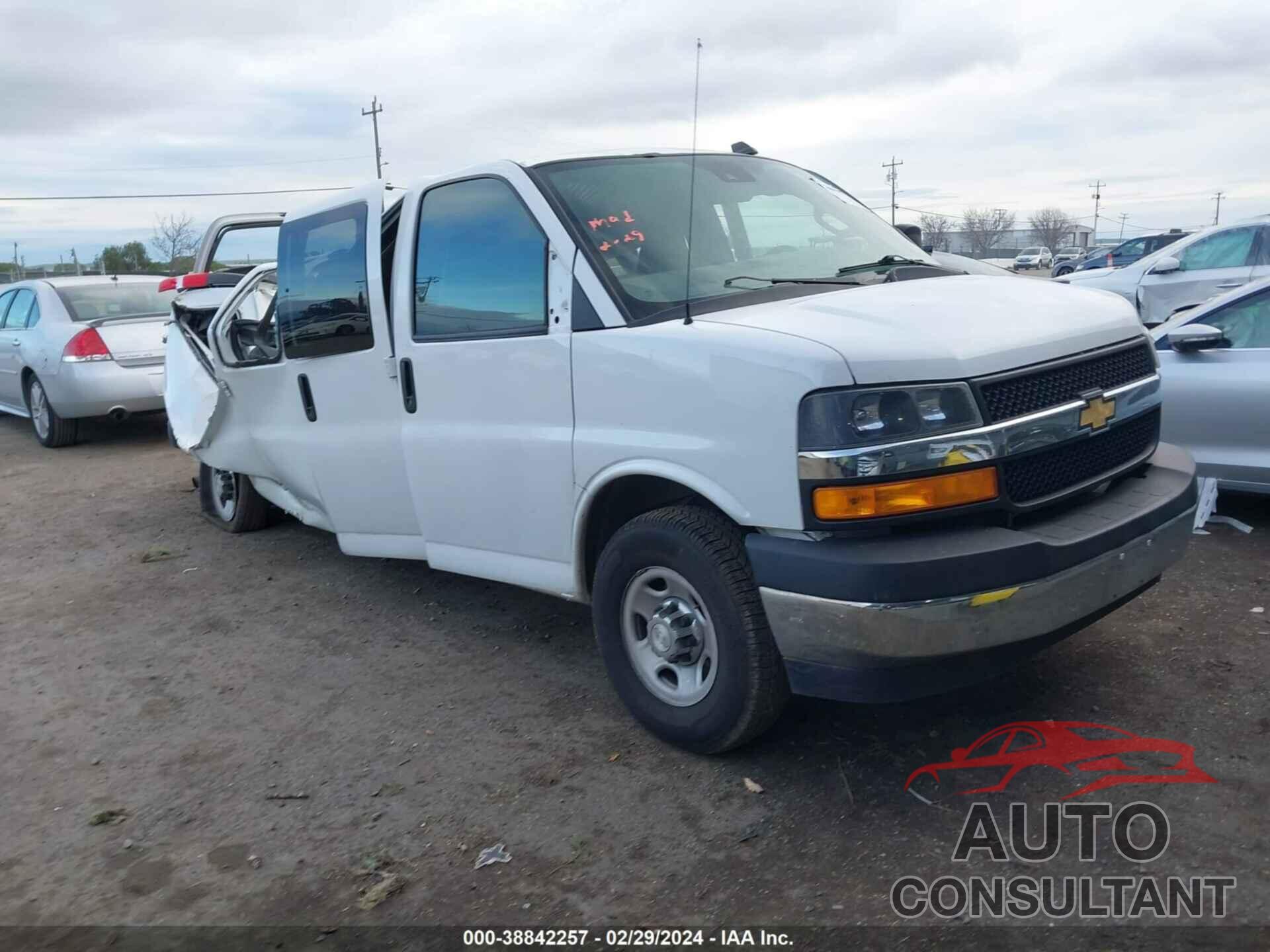 CHEVROLET EXPRESS G3500 2020 - 1GAZGPFG3L1129616