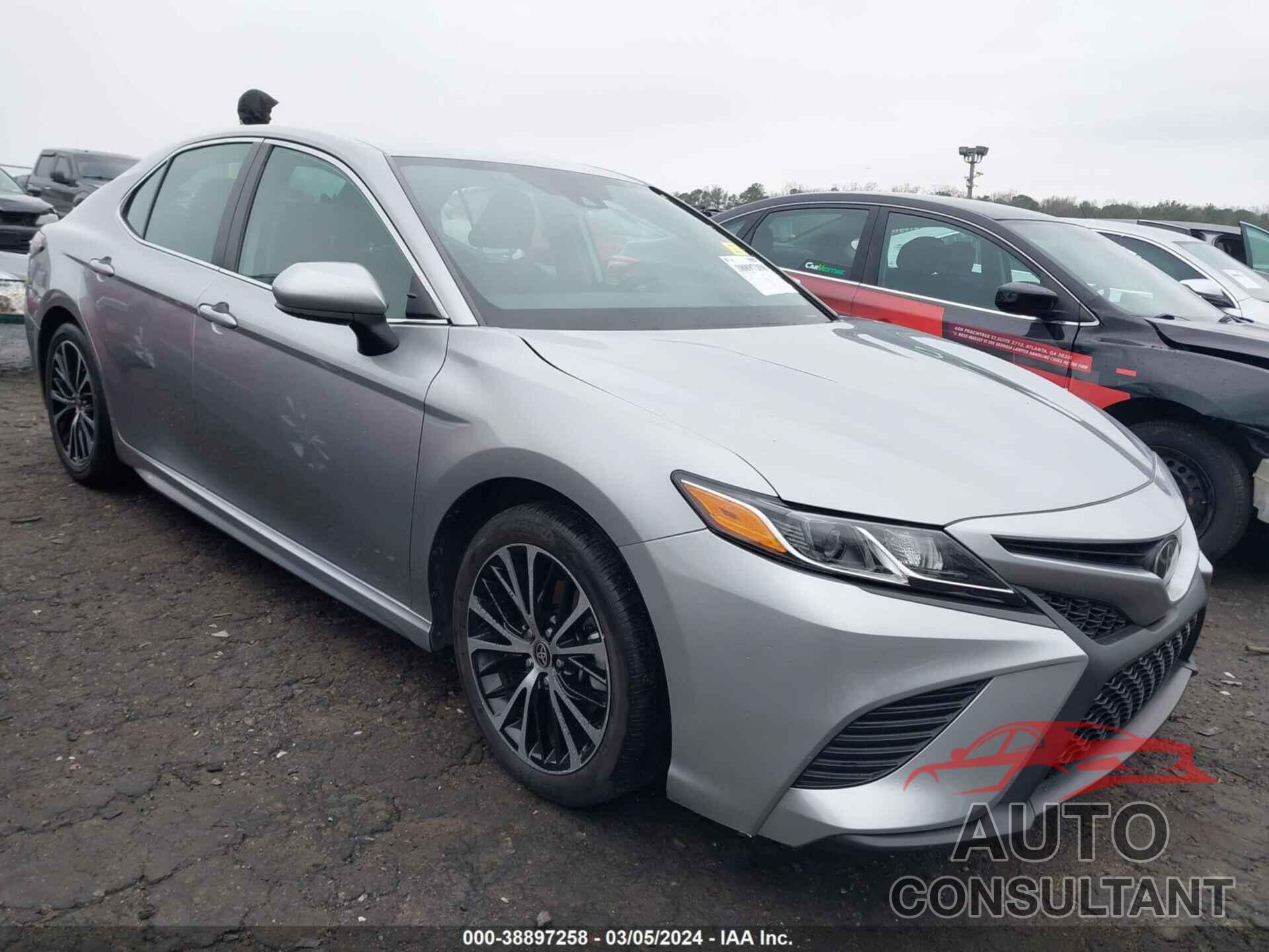 TOYOTA CAMRY 2020 - 4T1G11AK1LU975925