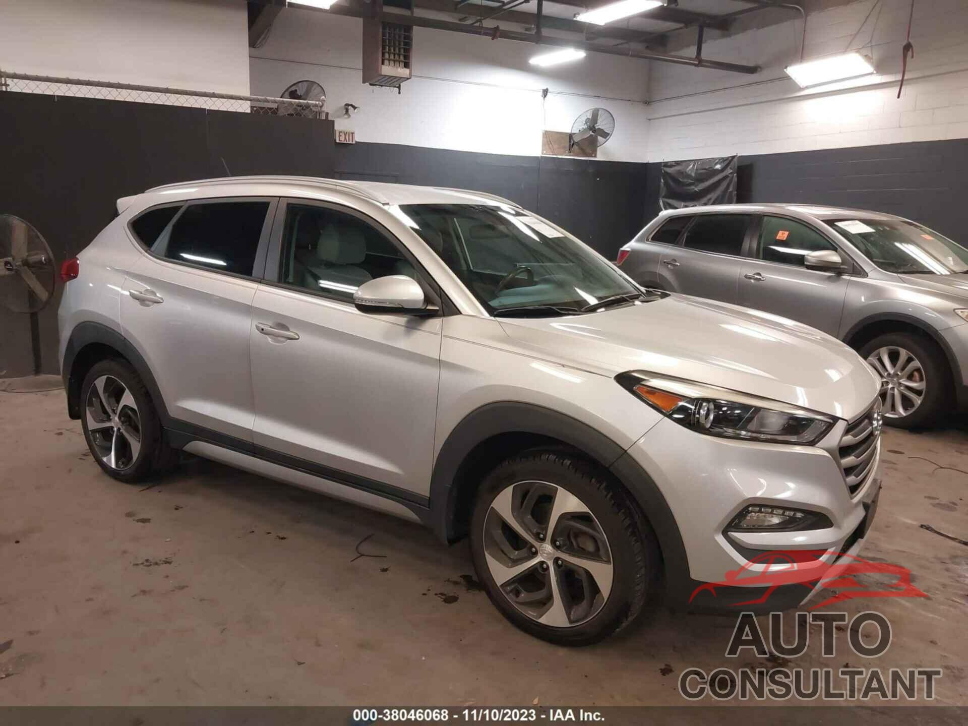 HYUNDAI TUCSON 2017 - KM8J3CA29HU332967