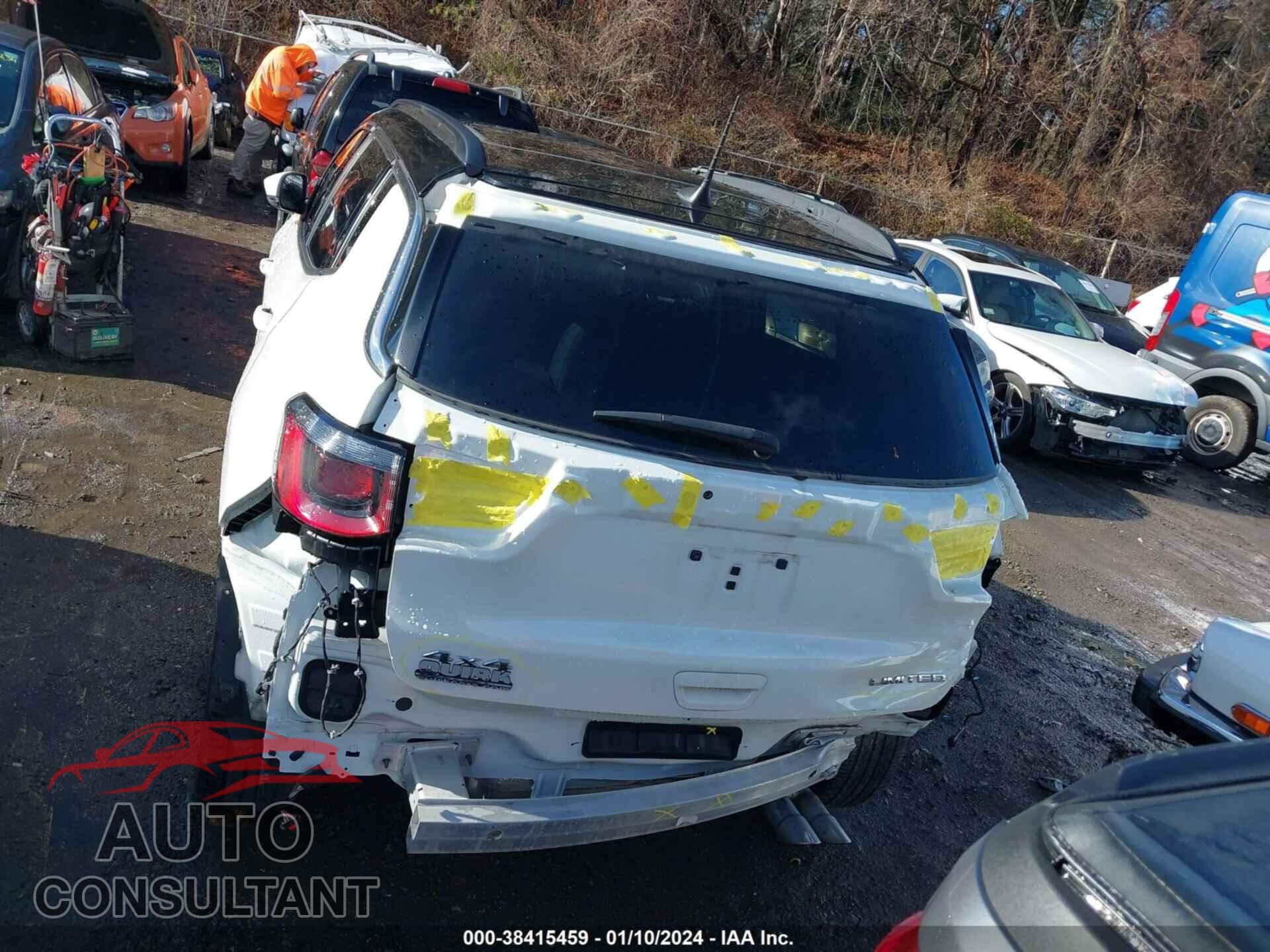 JEEP COMPASS 2021 - 3C4NJDCB7MT558668