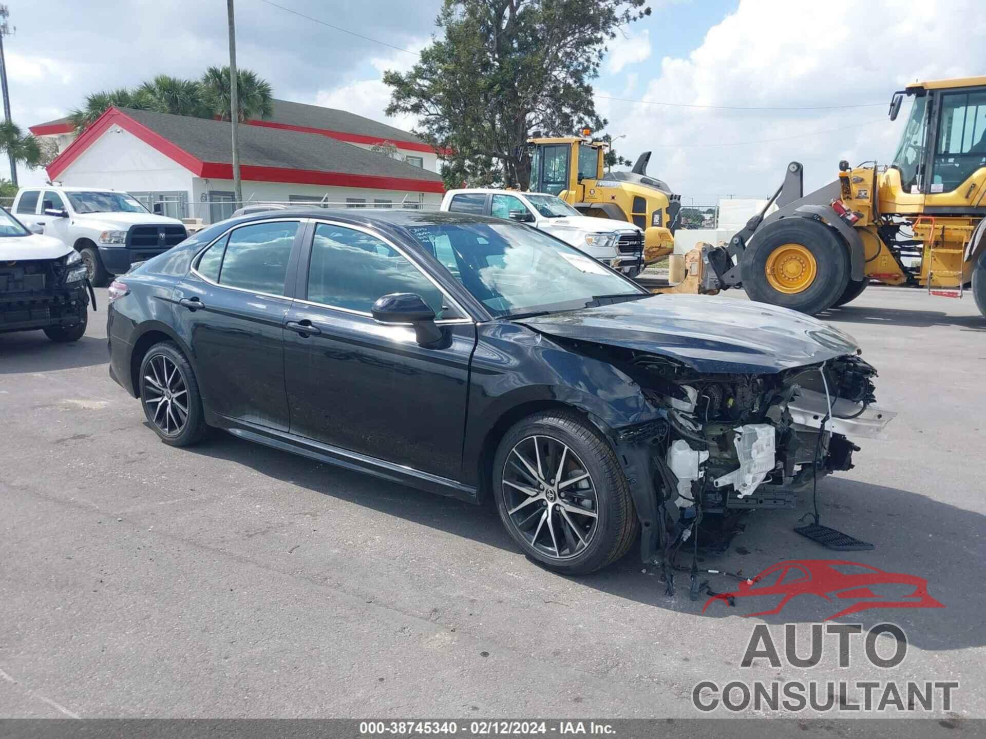 TOYOTA CAMRY 2022 - 4T1G11AK1NU622653