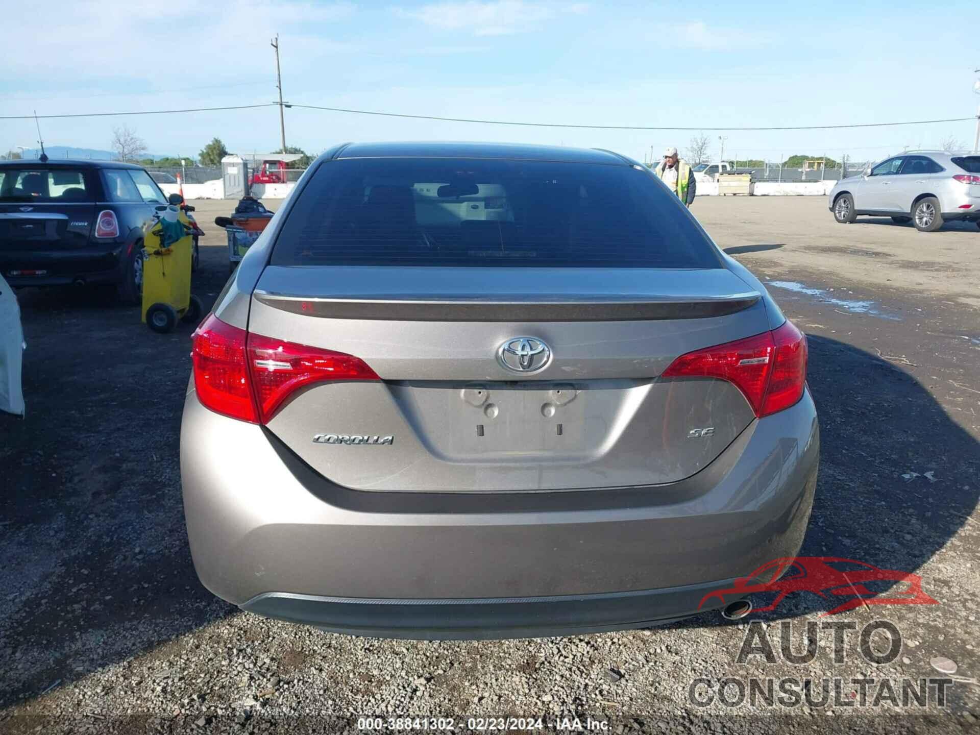 TOYOTA COROLLA 2019 - 2T1BURHE8KC163568