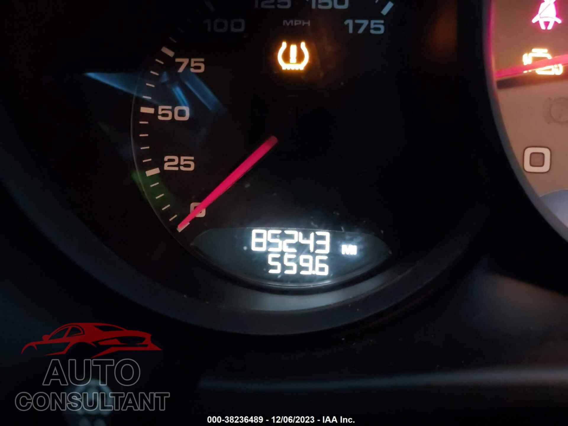 PORSCHE MACAN 2016 - WP1AB2A51GLB48024