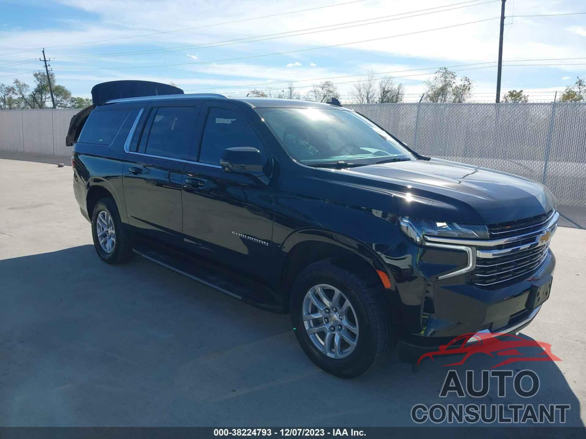 CHEVROLET SUBURBAN 2023 - 1GNSCCKD5PR276317