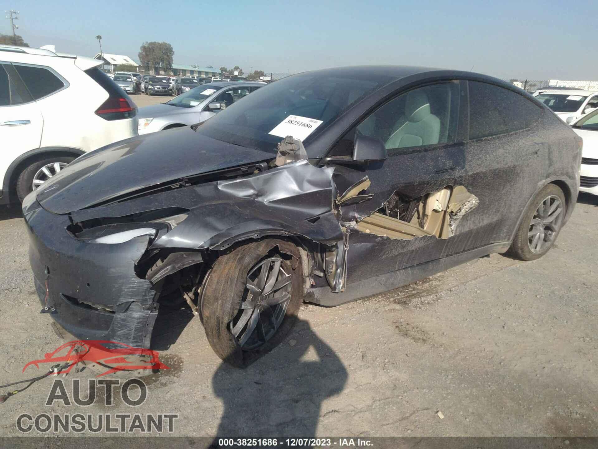 TESLA MODEL Y 2021 - 5YJYGDEE7MF089972