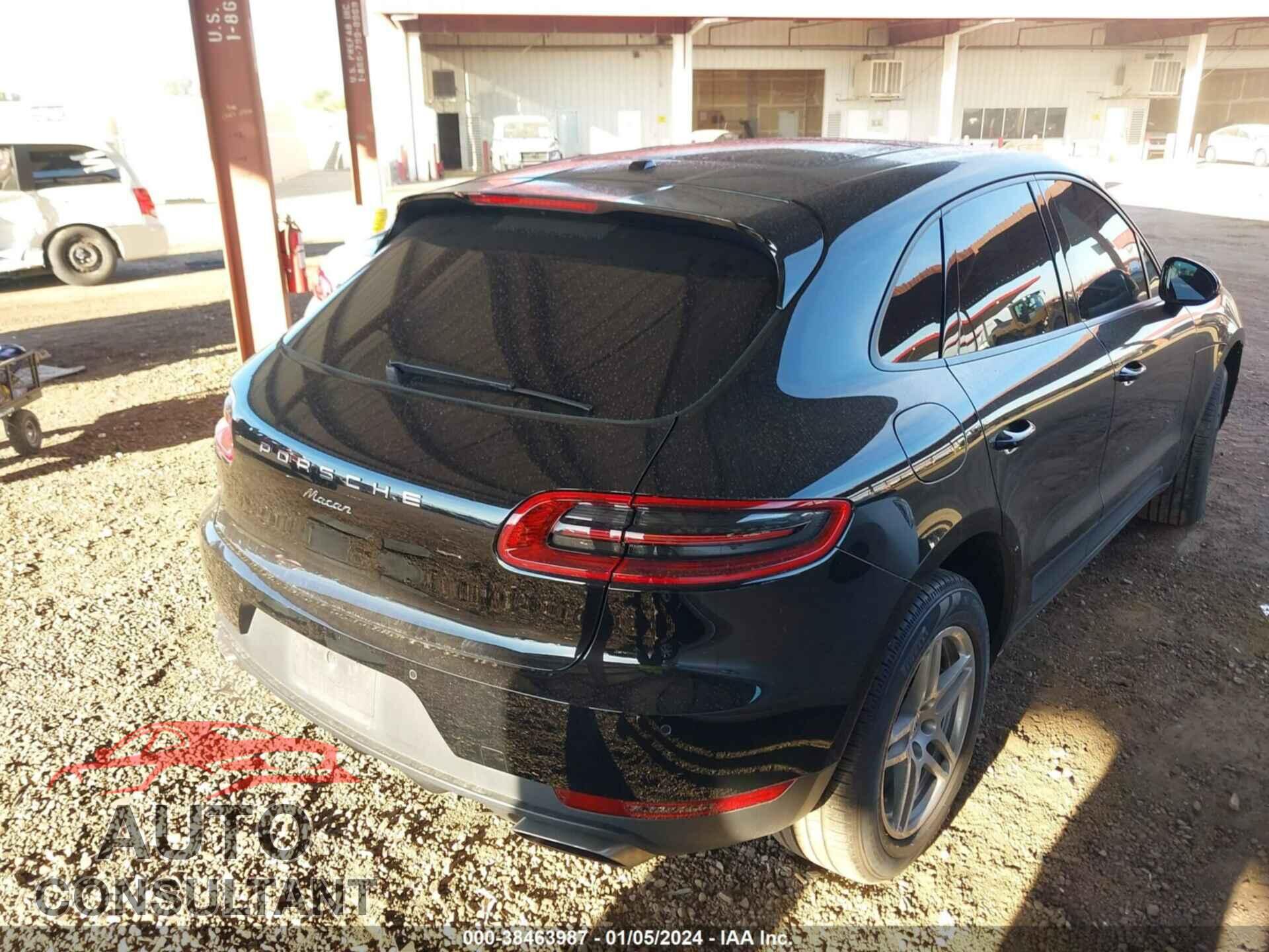 PORSCHE MACAN 2018 - WP1AA2A56JLB01677
