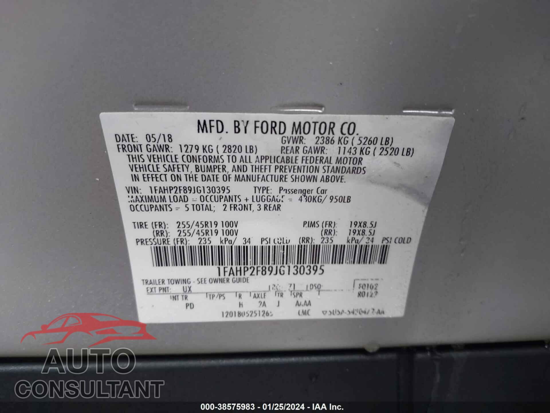 FORD TAURUS 2018 - 1FAHP2F89JG130395