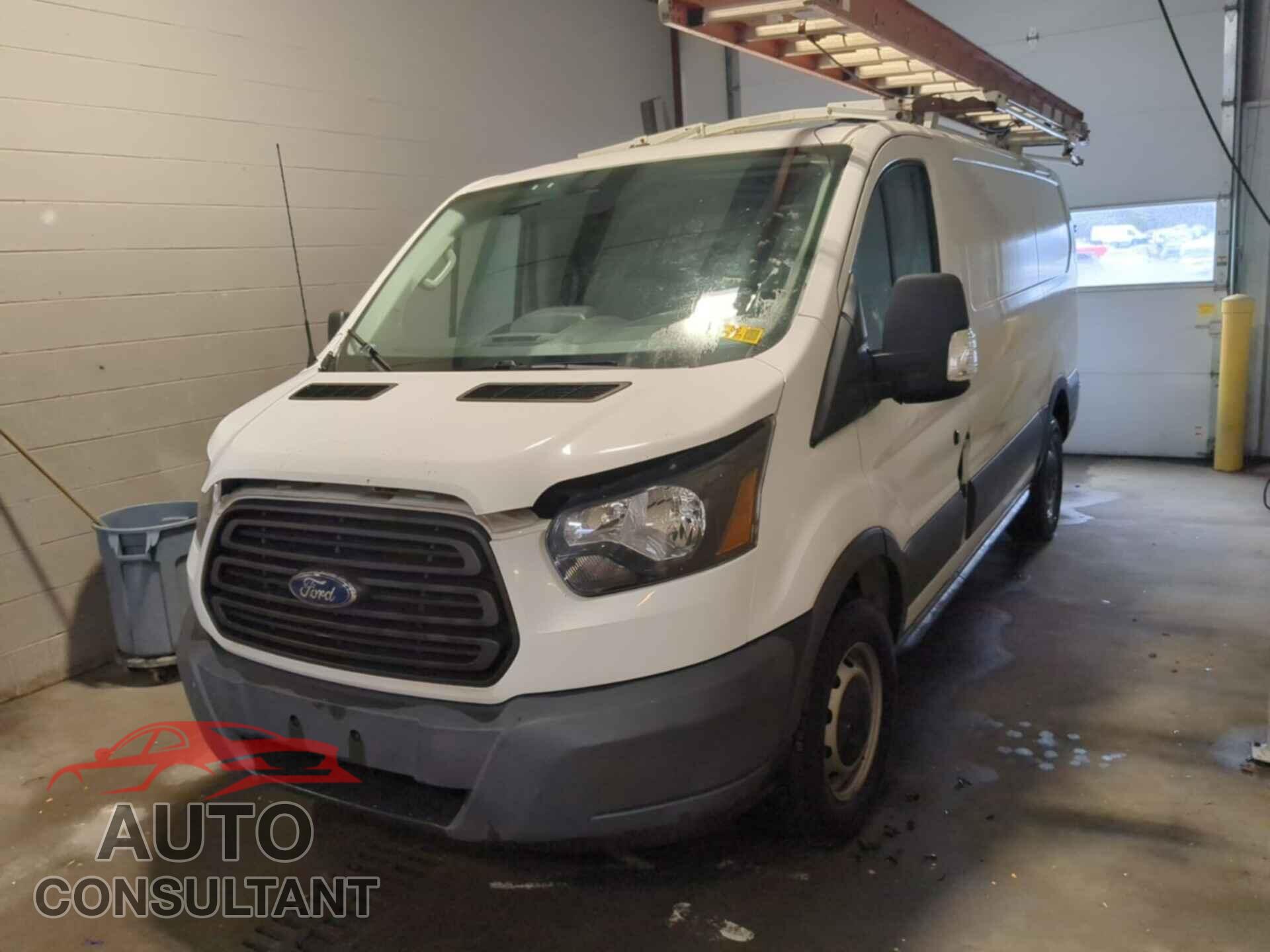 FORD TRANSIT-250 2017 - 1FTYR1YM2HKB36412