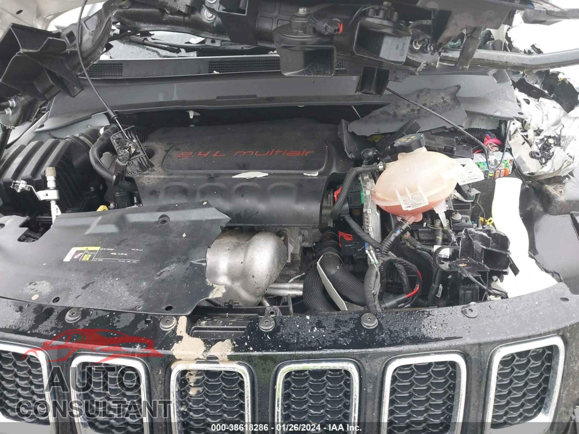 JEEP COMPASS 2018 - 3C4NJDBBXJT422936