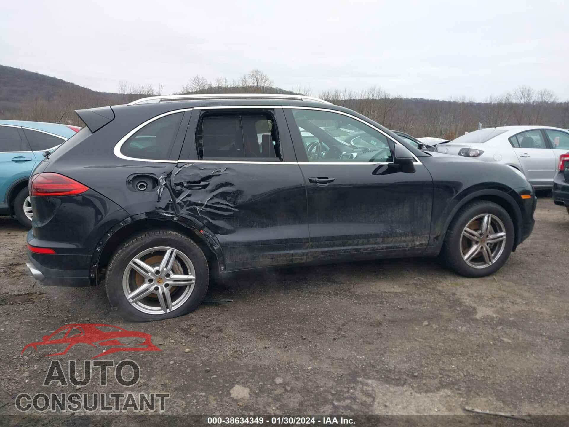 PORSCHE CAYENNE 2016 - WP1AB2A26GLA92331