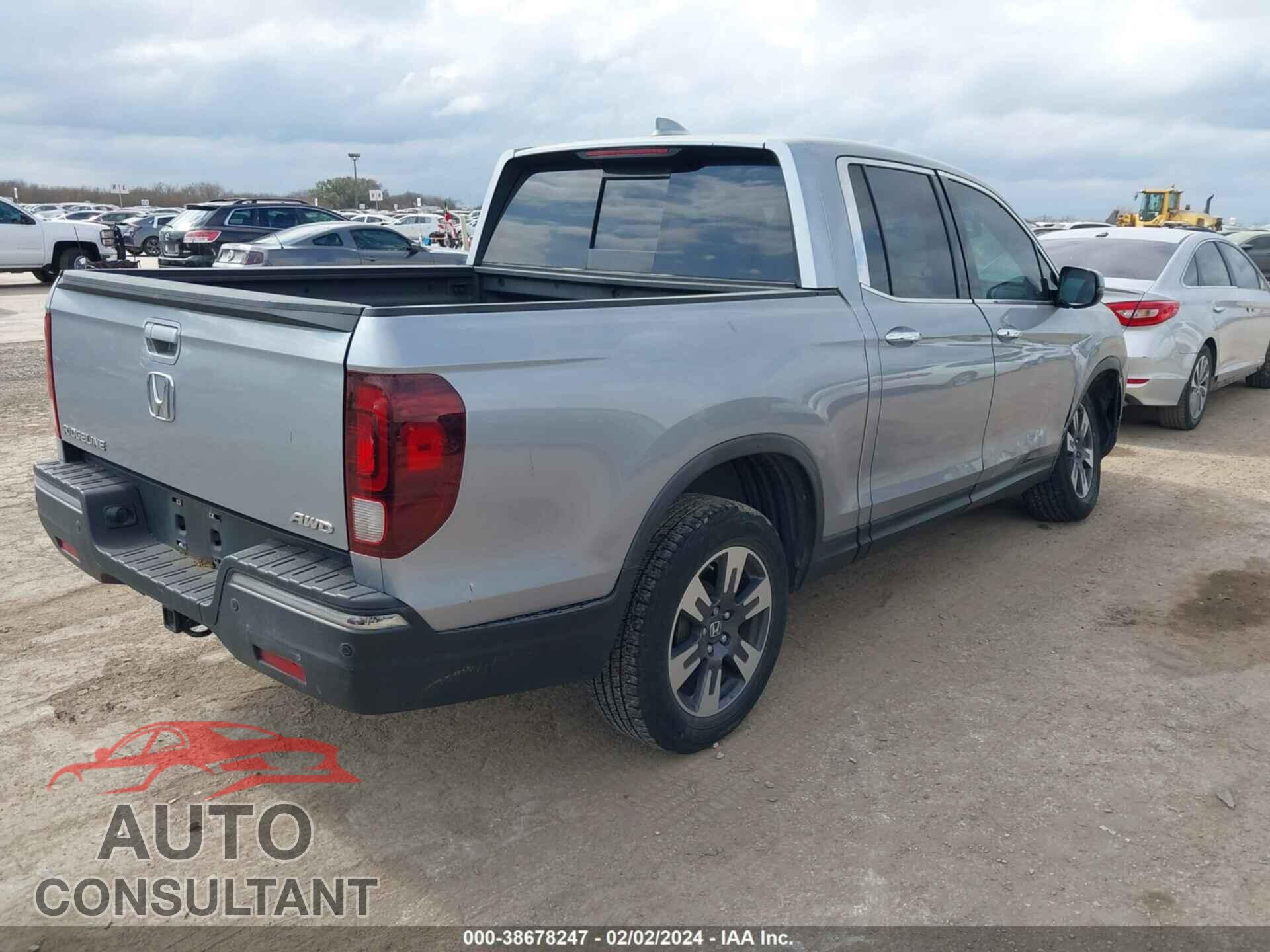 HONDA RIDGELINE 2018 - 5FPYK3F7XJB015005