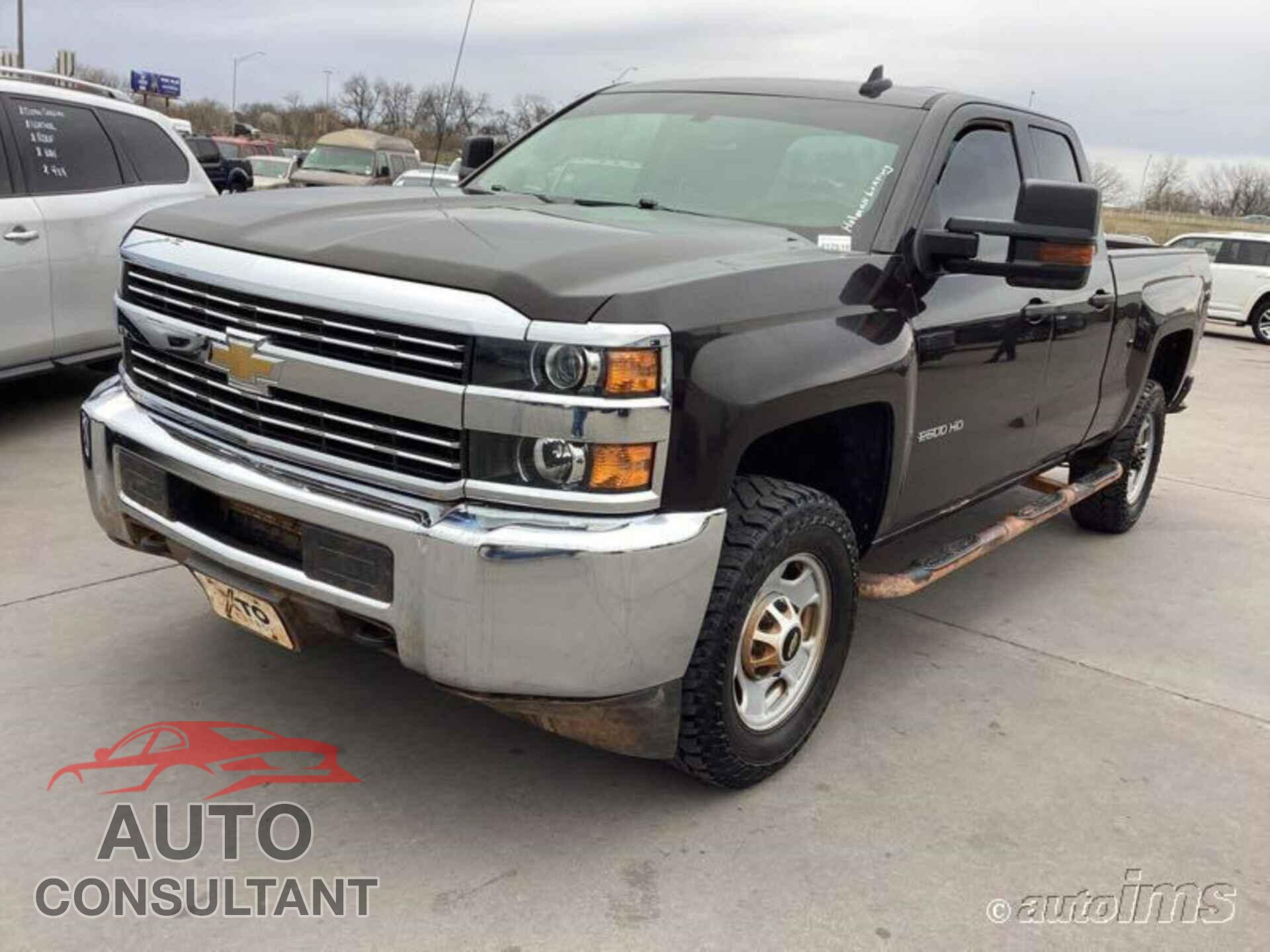 CHEVROLET SILVERADO 2500HD 2018 - 1GC2KUEGXJZ243473