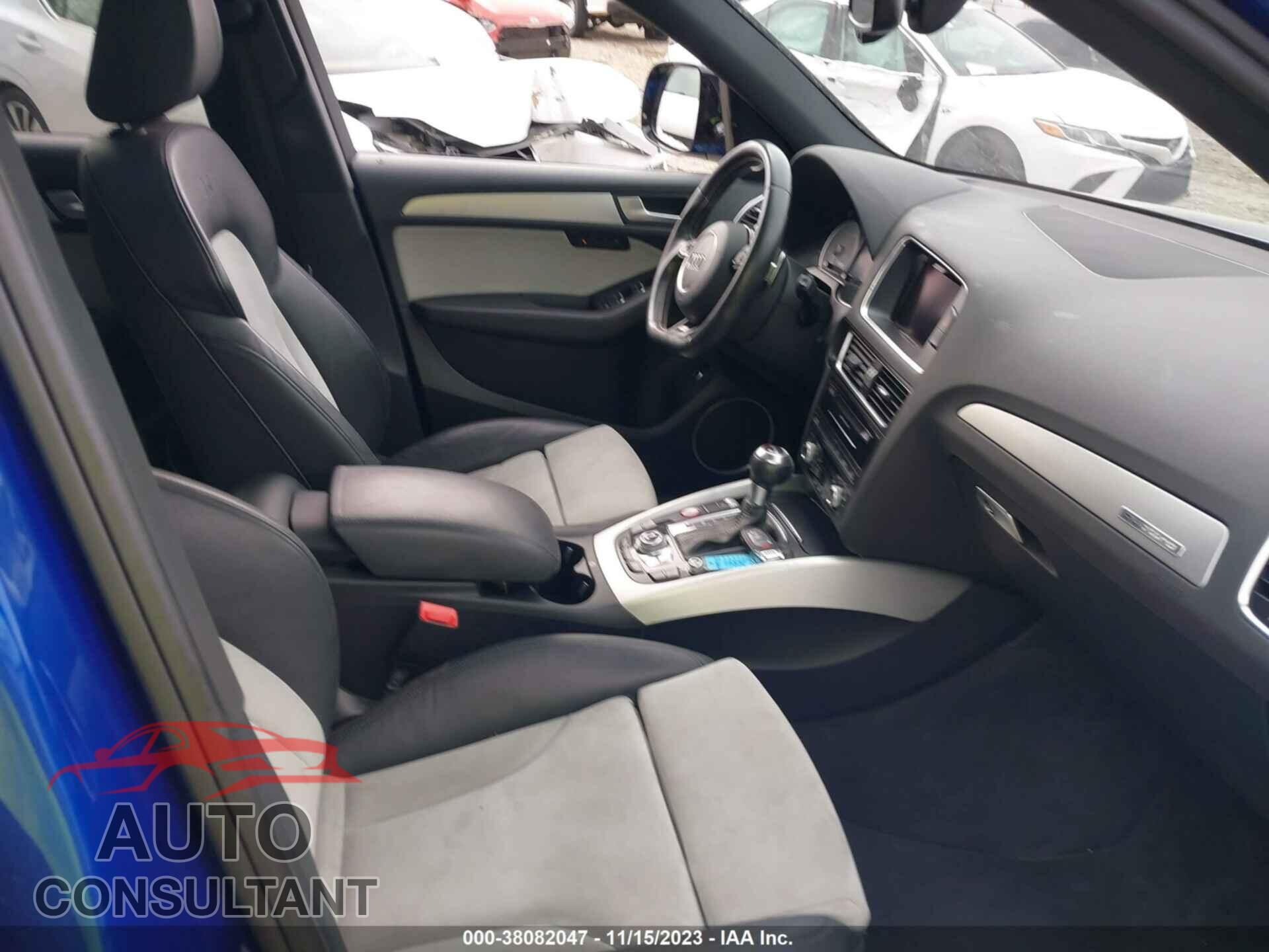 AUDI SQ5 2017 - WA1CCAFP0HA008212