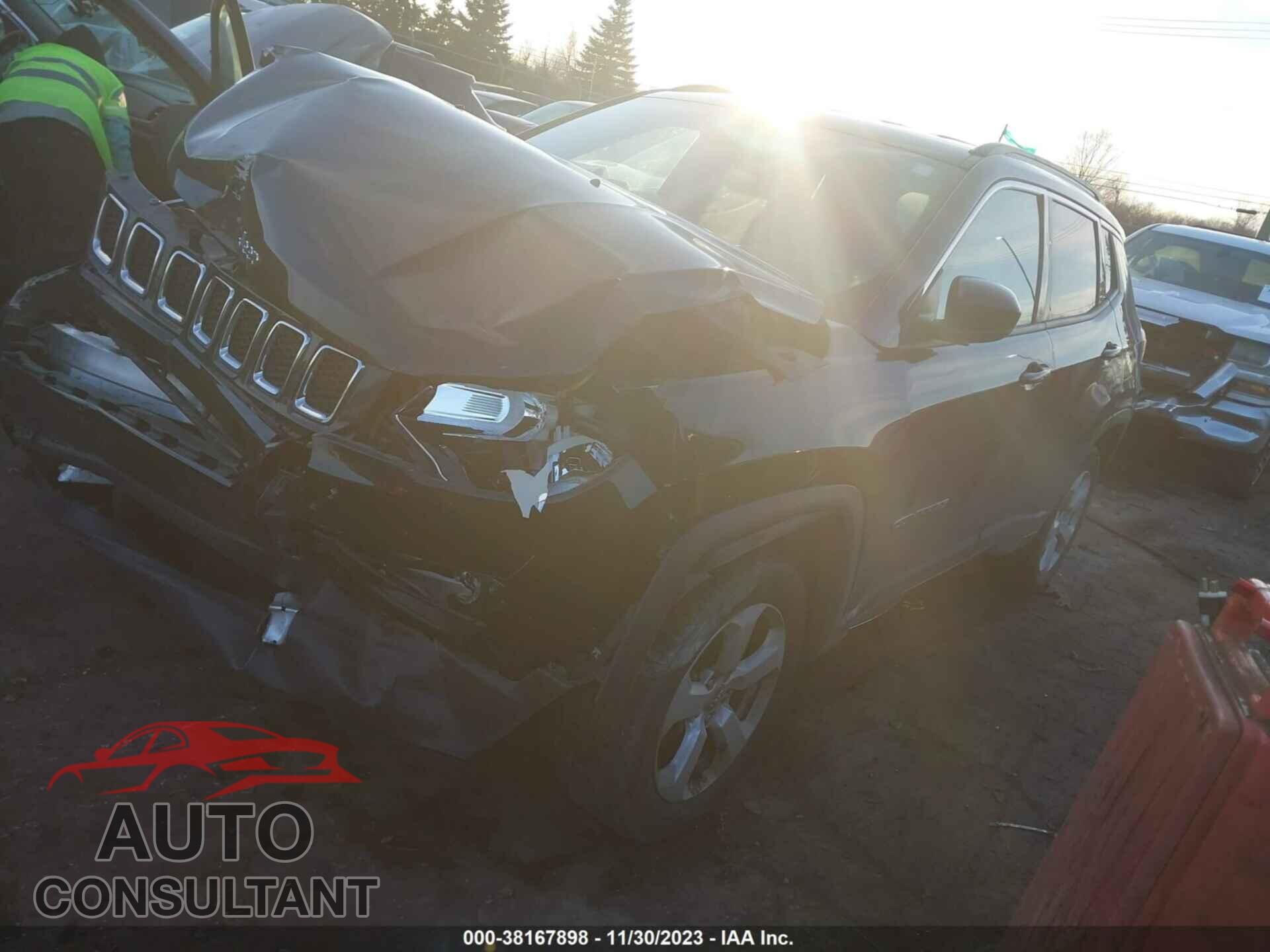JEEP COMPASS 2018 - 3C4NJDBB2JT138944