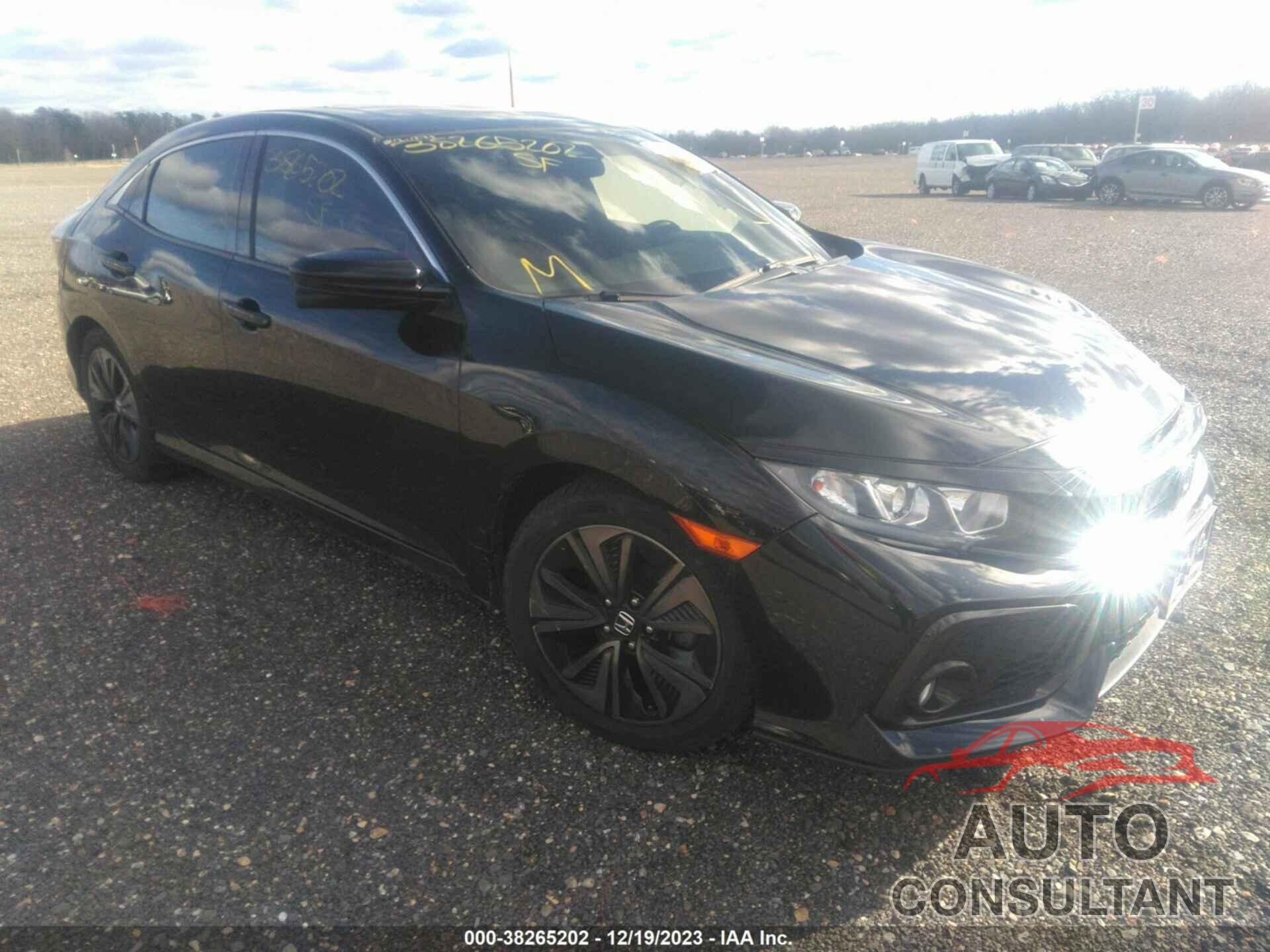 HONDA CIVIC 2018 - SHHFK7H60JU415598