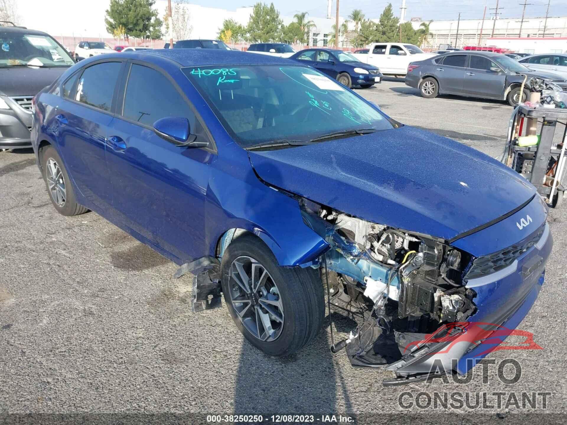 KIA FORTE 2023 - 3KPF24AD9PE612549