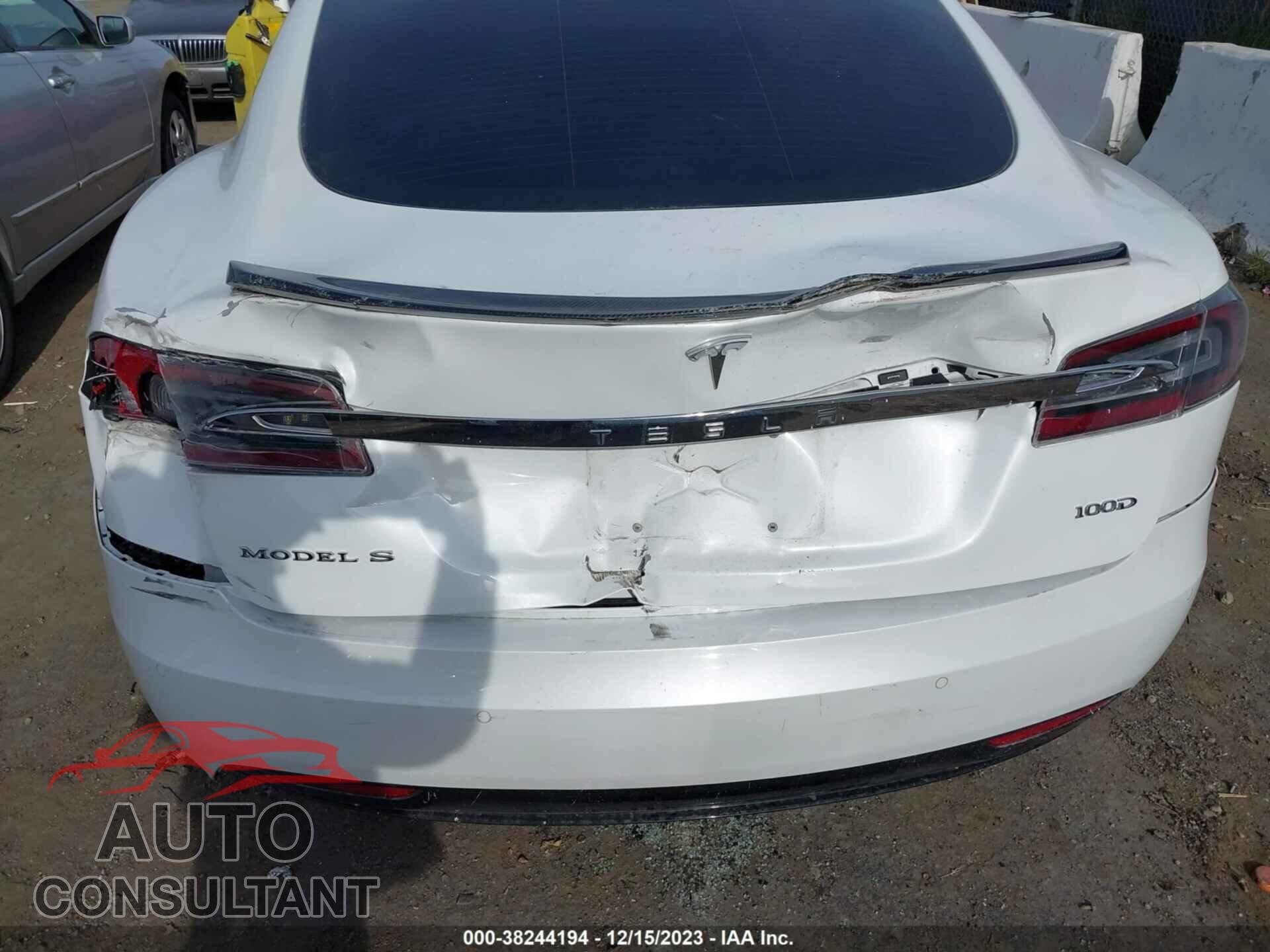 TESLA MODEL S 2018 - 5YJSA1E23JF244265