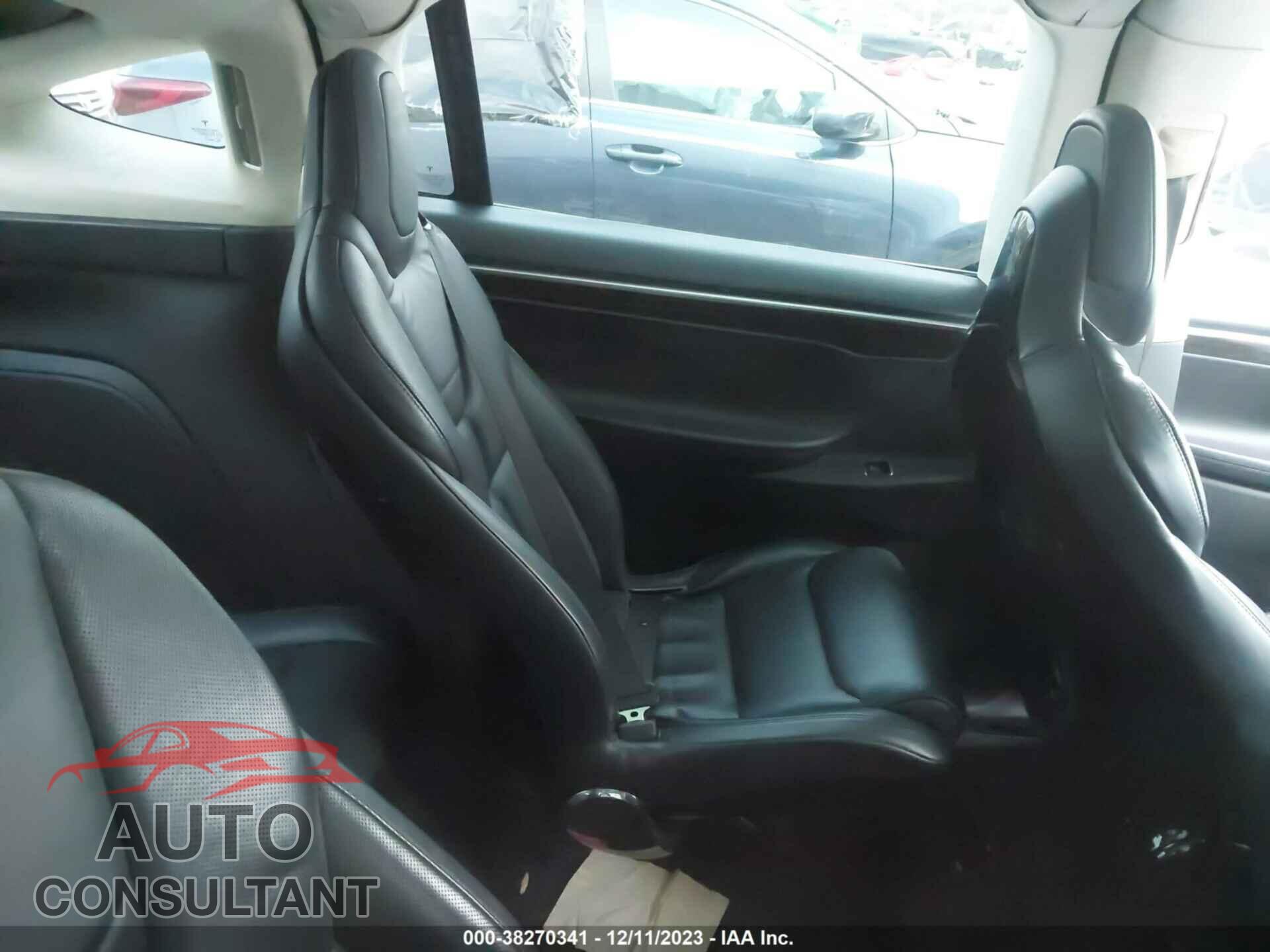 TESLA MODEL X 2016 - 5YJXCBE27GF013139