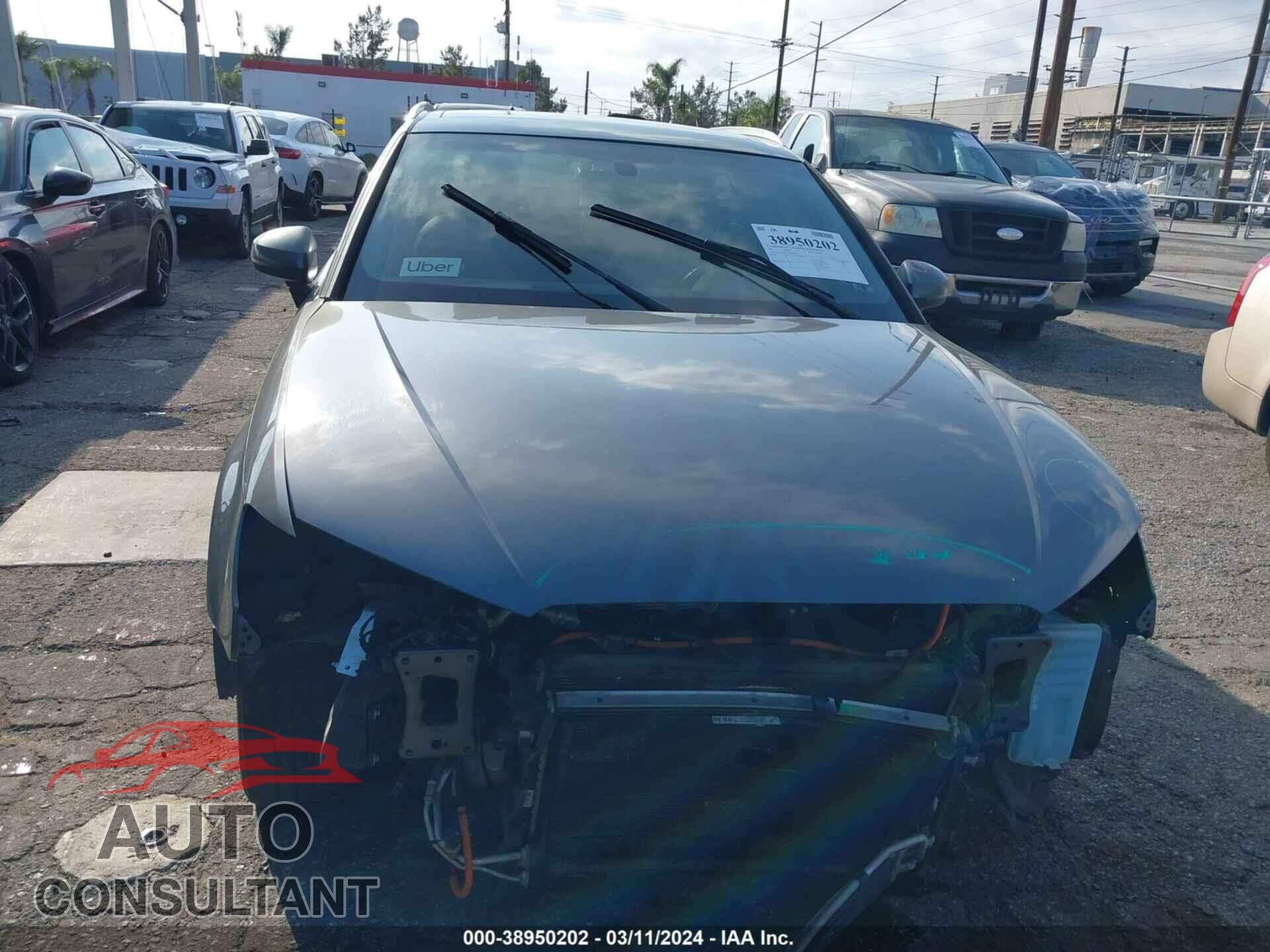 AUDI A3 E-TRON 2017 - WAUTPBFF7HA108926