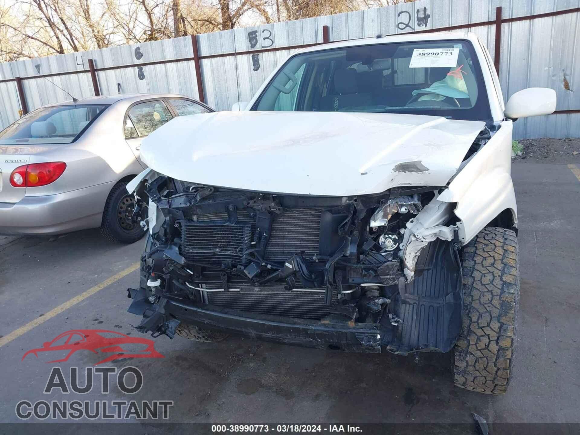 NISSAN FRONTIER 2019 - 1N6AD0EV3KN875945