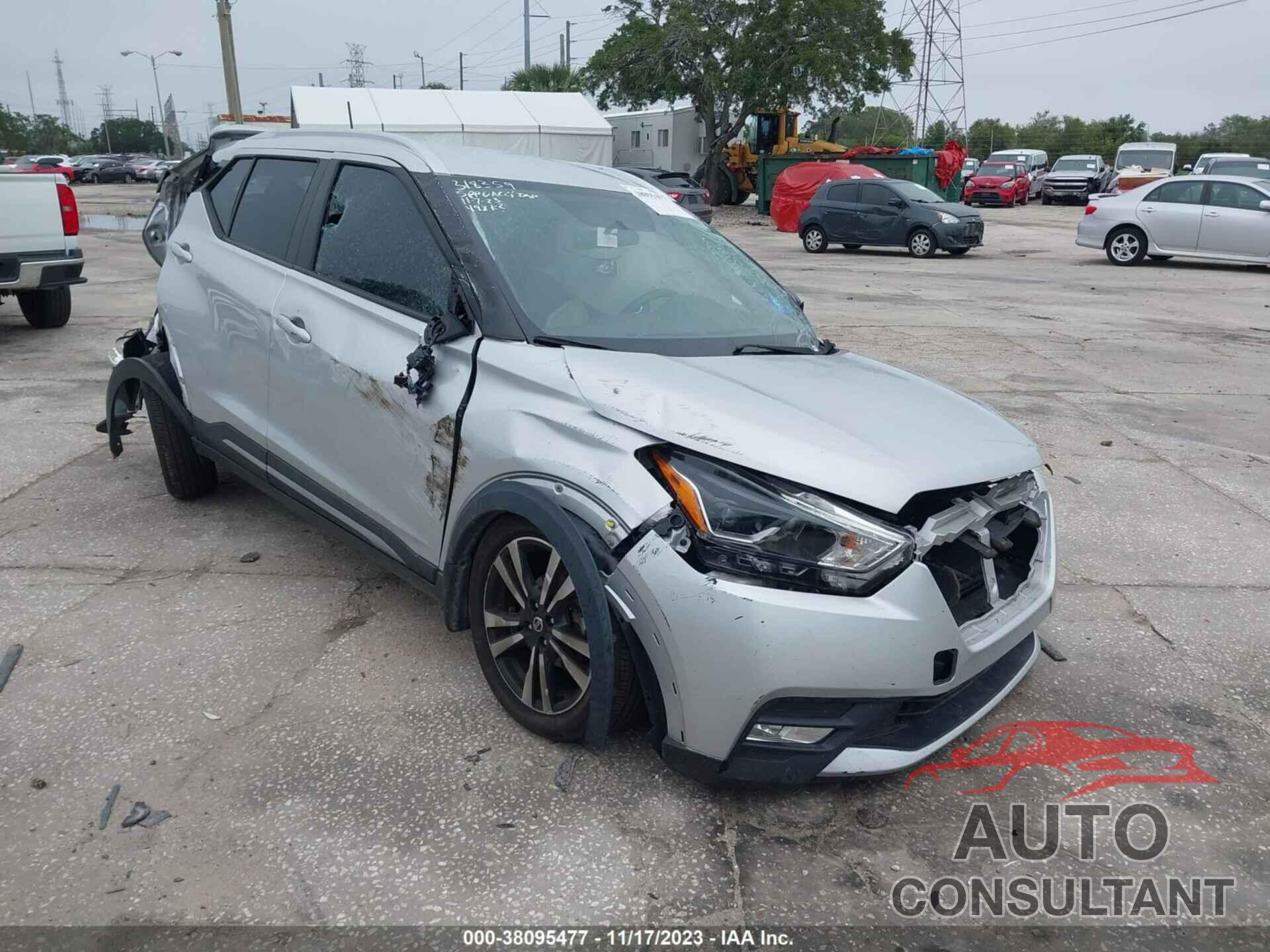 NISSAN KICKS 2019 - 3N1CP5CU5KL521826