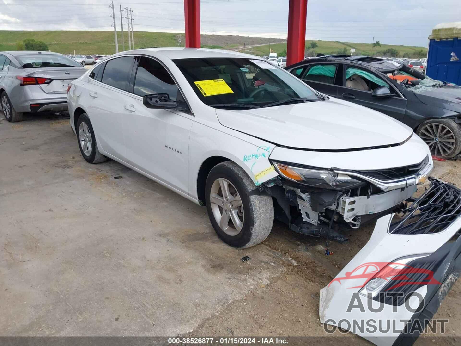 CHEVROLET MALIBU 2020 - 1G1ZB5STXLF086157