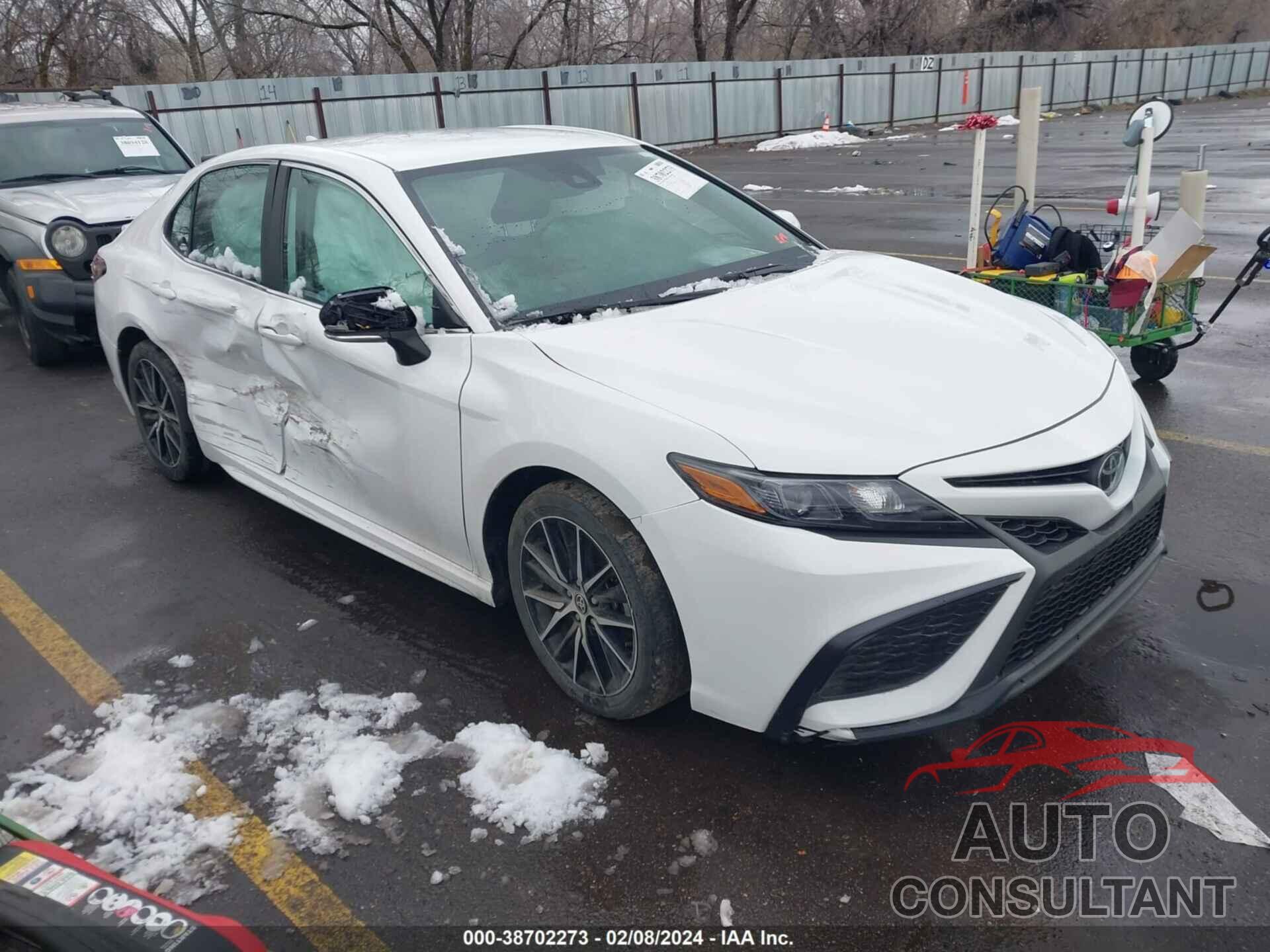 TOYOTA CAMRY 2023 - 4T1G11AK1PU767775