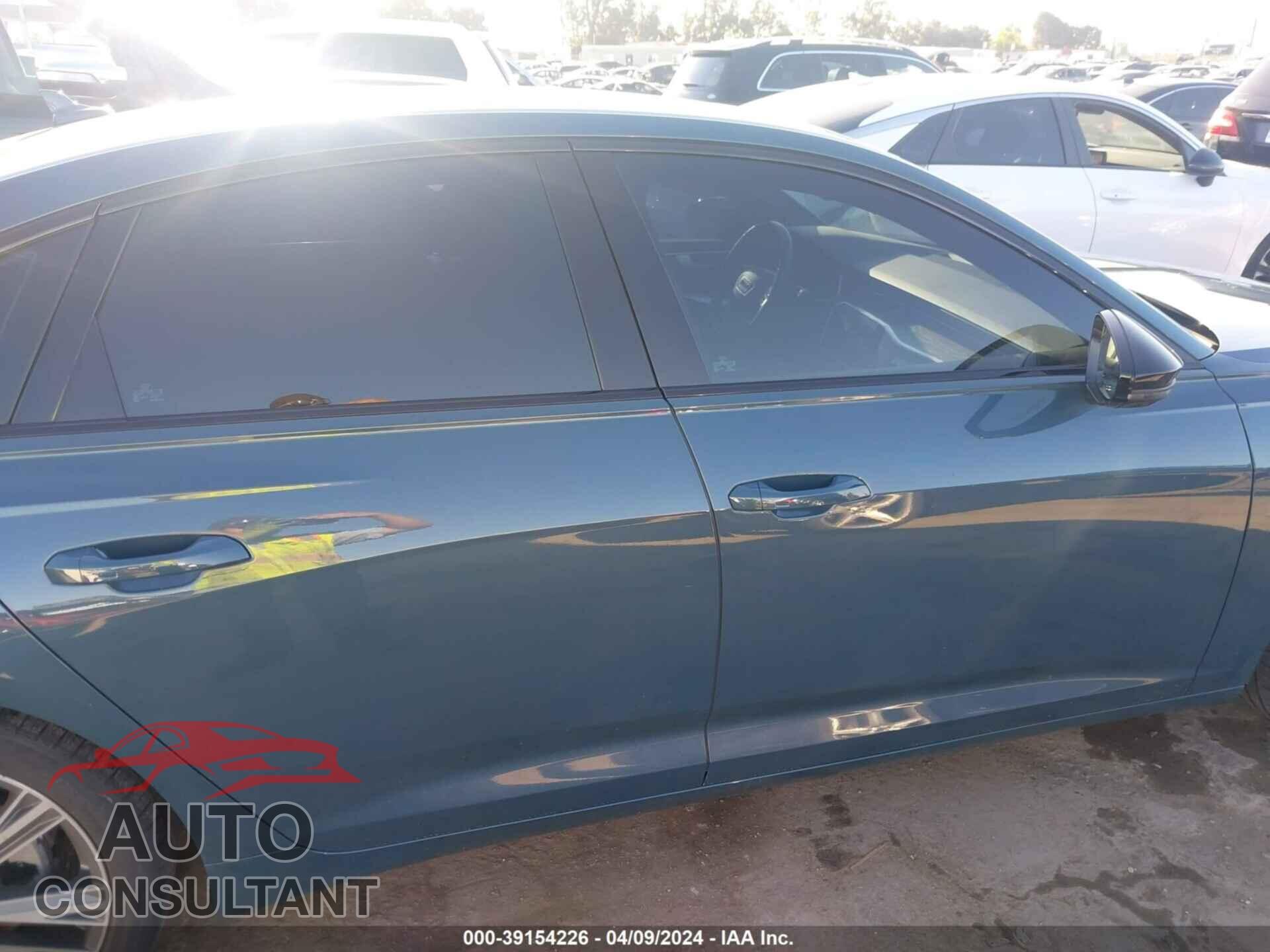 AUDI A6 2021 - WAUD3AF21MN102730