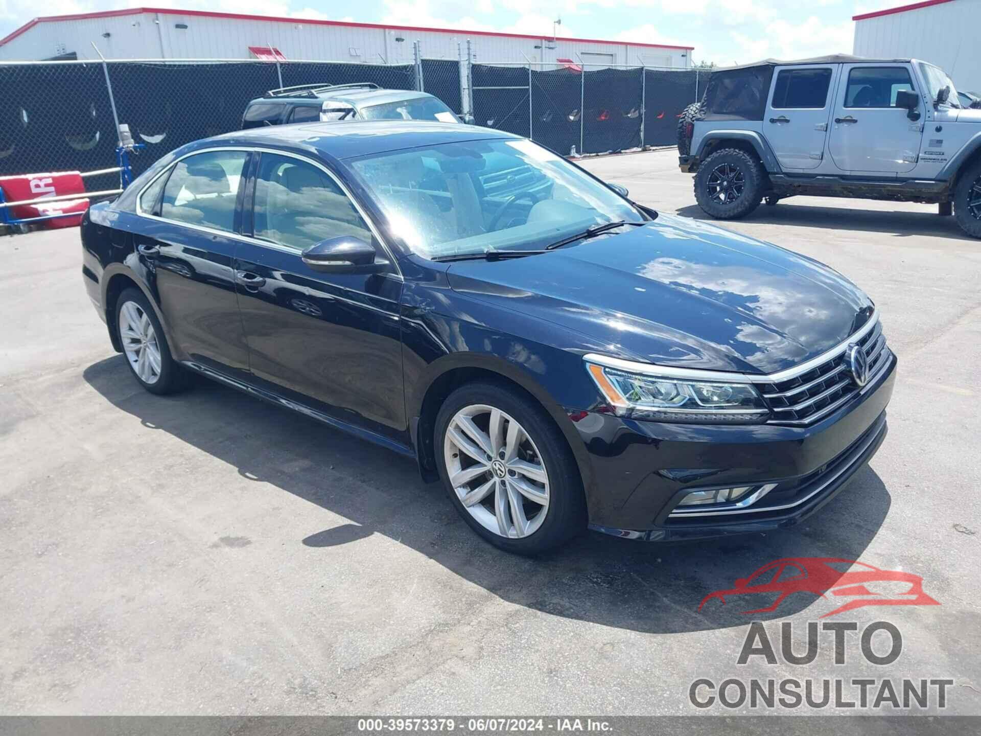 VOLKSWAGEN PASSAT 2018 - 1VWBA7A30JC005297