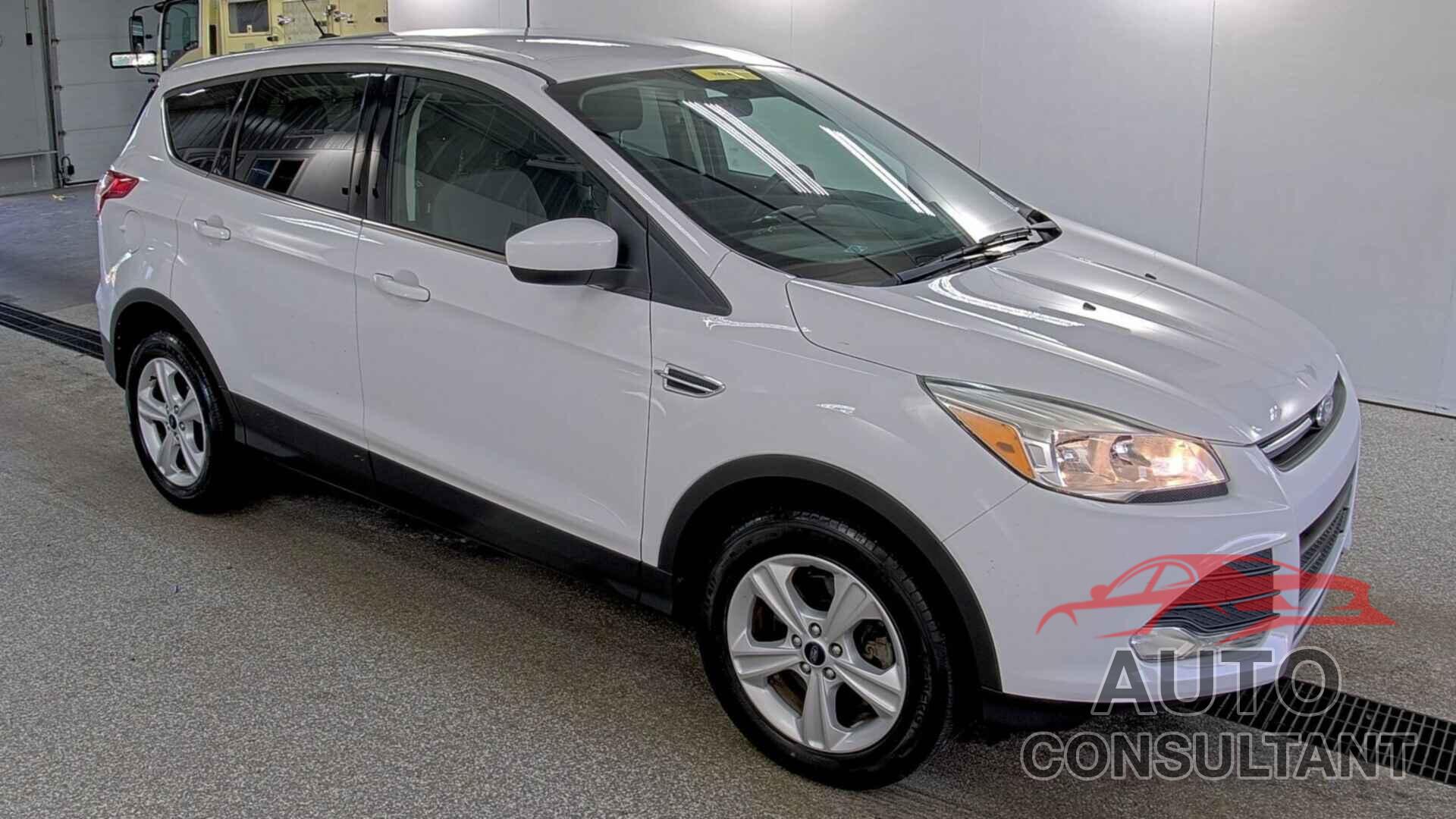 FORD ESCAPE 2016 - 1FMCU9GX7GUC67918