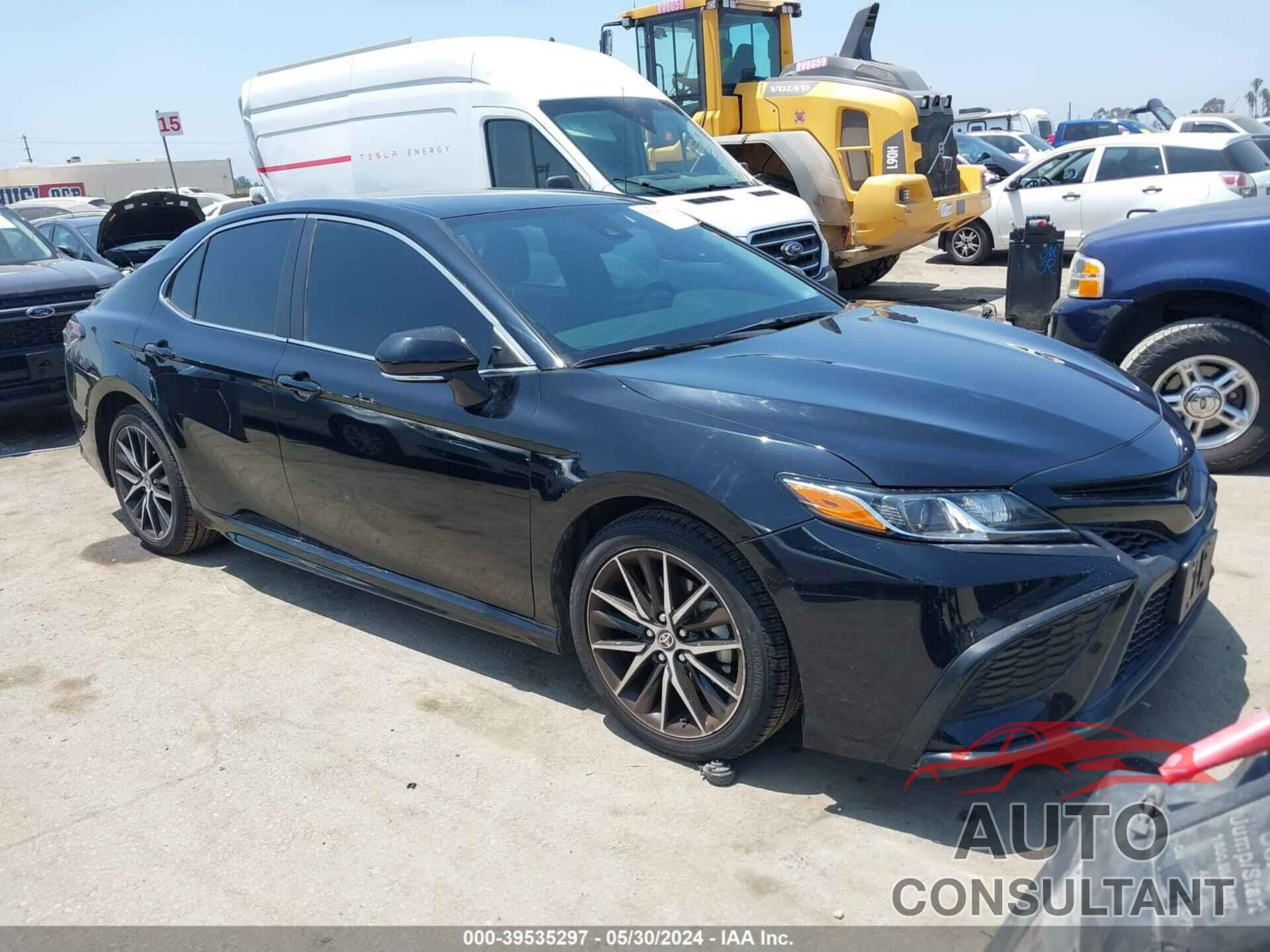 TOYOTA CAMRY 2021 - 4T1T11AKXMU524671
