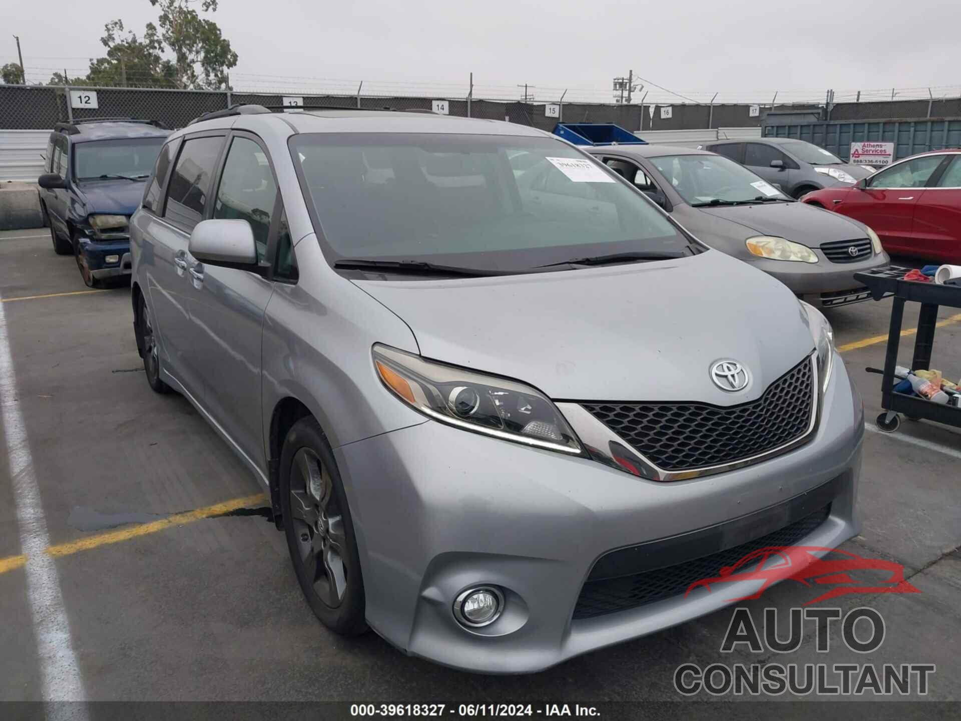 TOYOTA SIENNA 2016 - 5TDXK3DC7GS726279