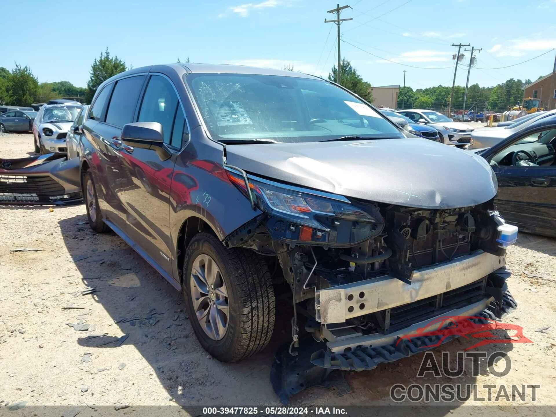 TOYOTA SIENNA 2021 - 5TDKRKEC1MS018443