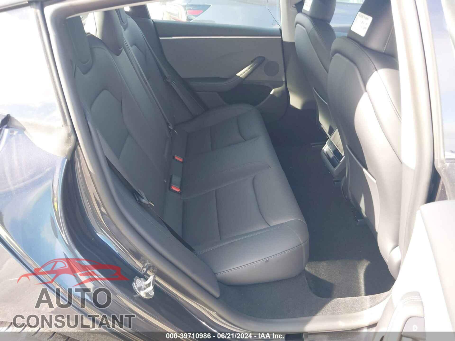 TESLA MODEL 3 2024 - 5YJ3E1EA1RF761589
