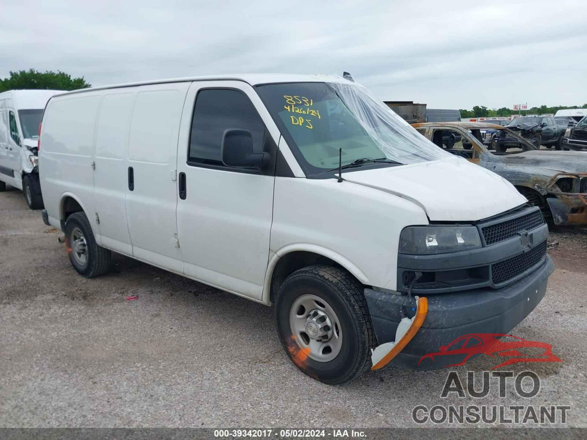 CHEVROLET EXPRESS 2500 2018 - 1GCWGAFG5J1173007