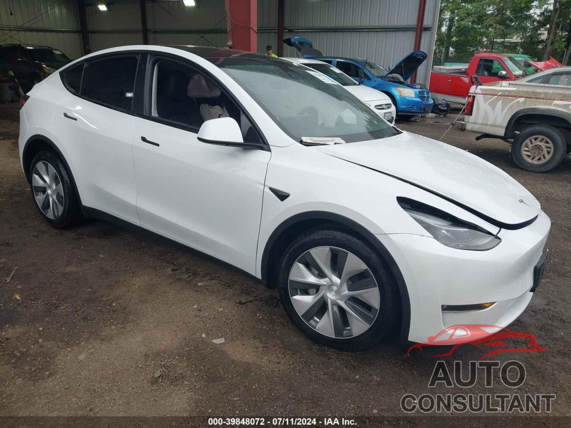 TESLA MODEL Y 2023 - 7SAYGDEEXPF765287