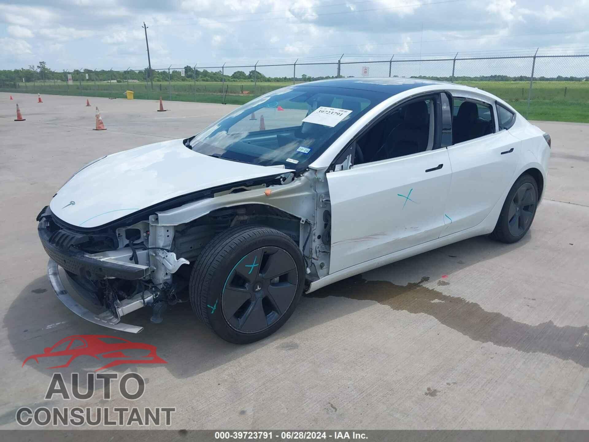 TESLA MODEL 3 2021 - 5YJ3E1EA2MF060603