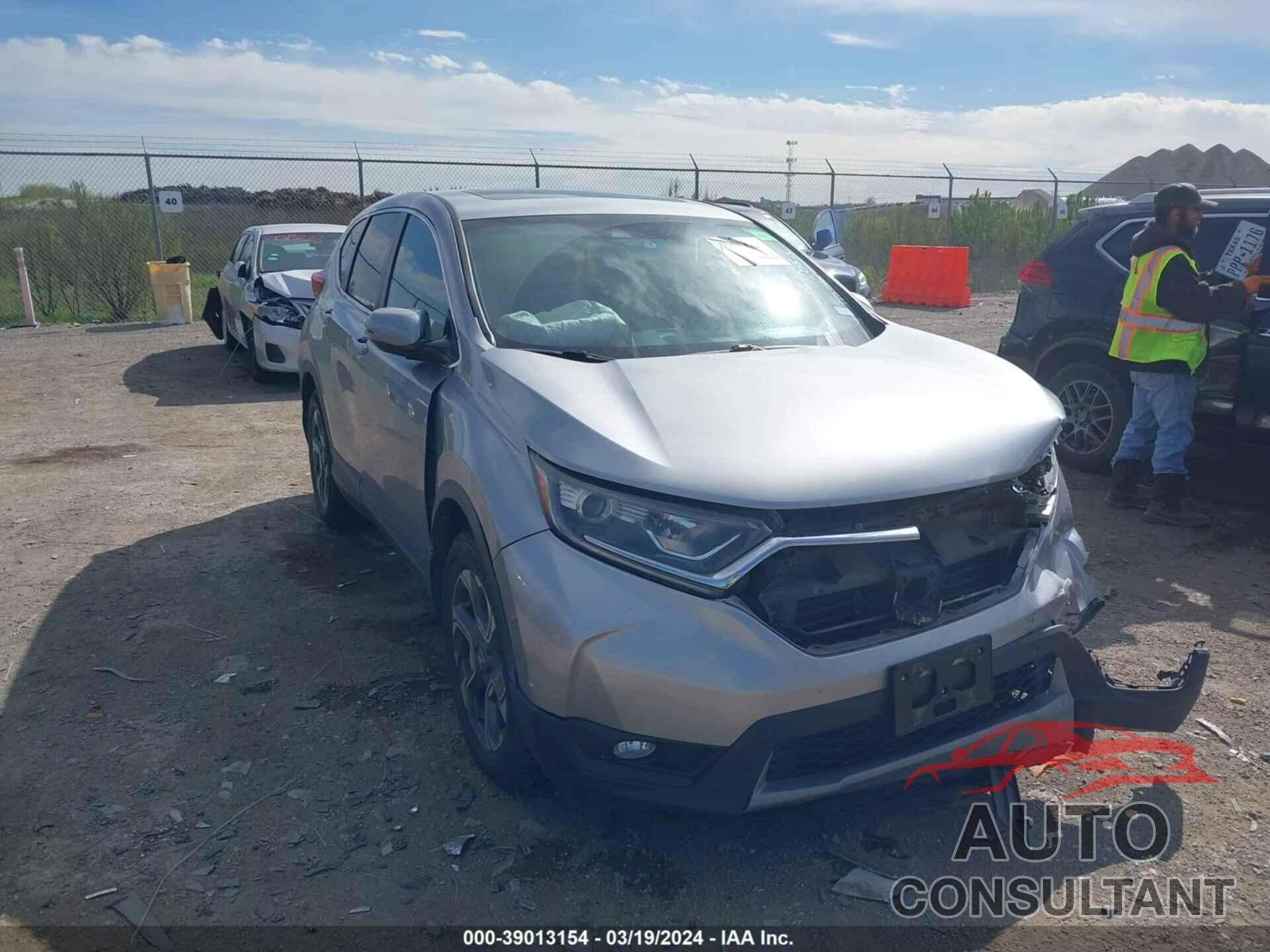 HONDA CR-V 2017 - 5J6RW1H84HL007012