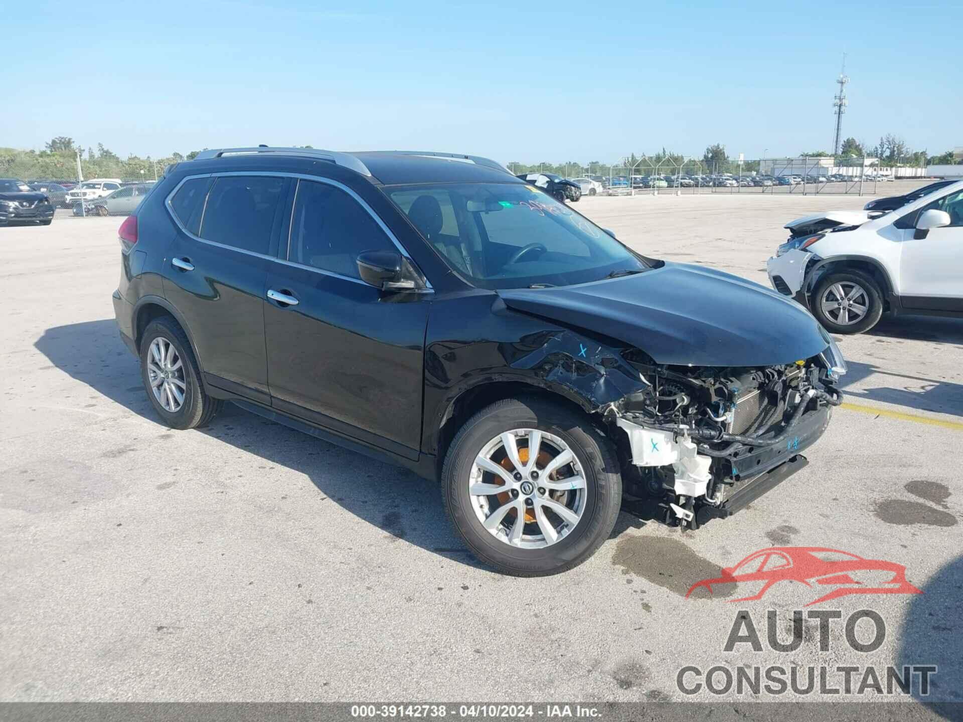 NISSAN ROGUE 2017 - KNMAT2MT9HP587197