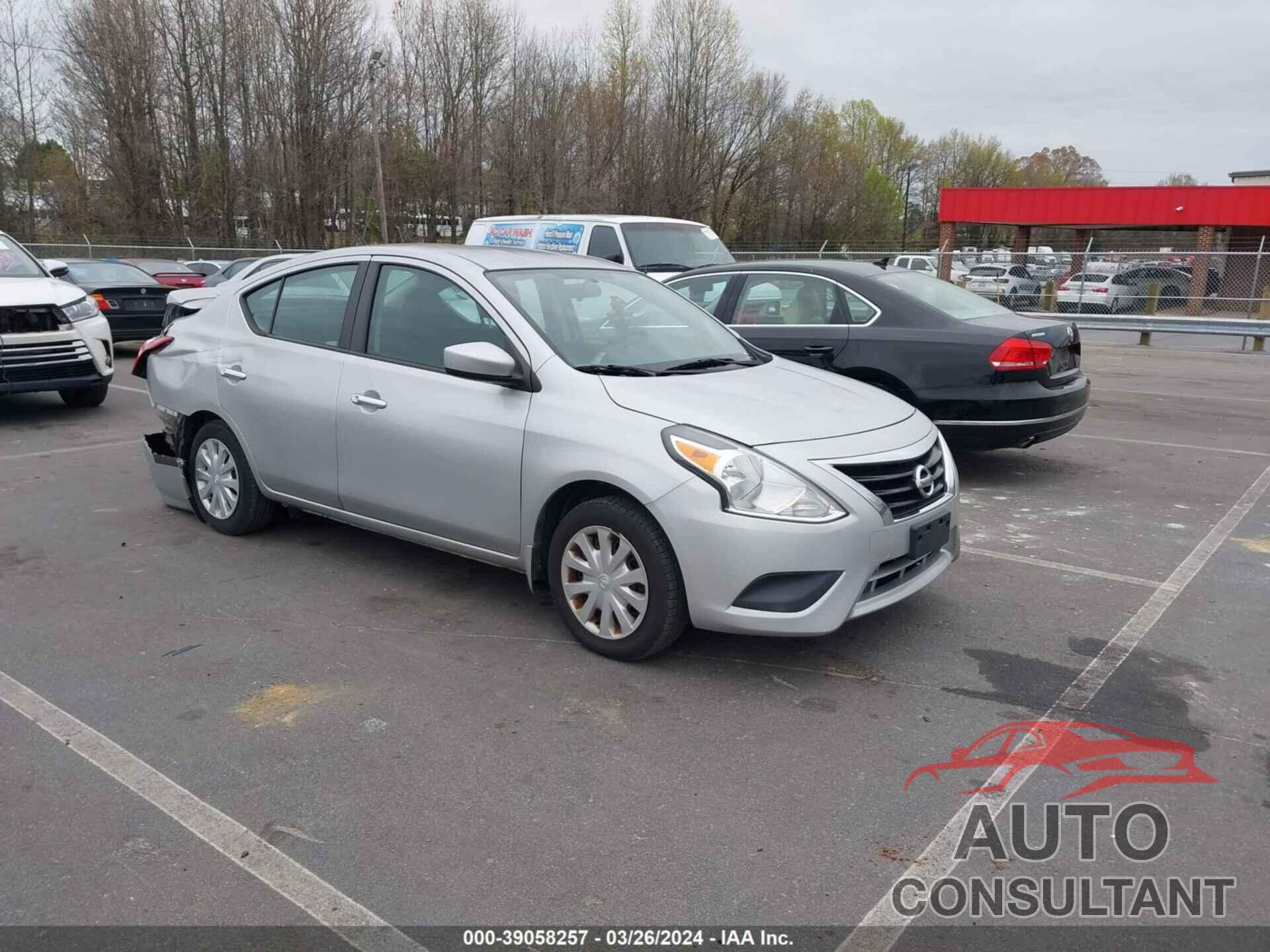 NISSAN VERSA 2019 - 3N1CN7AP7KL819664