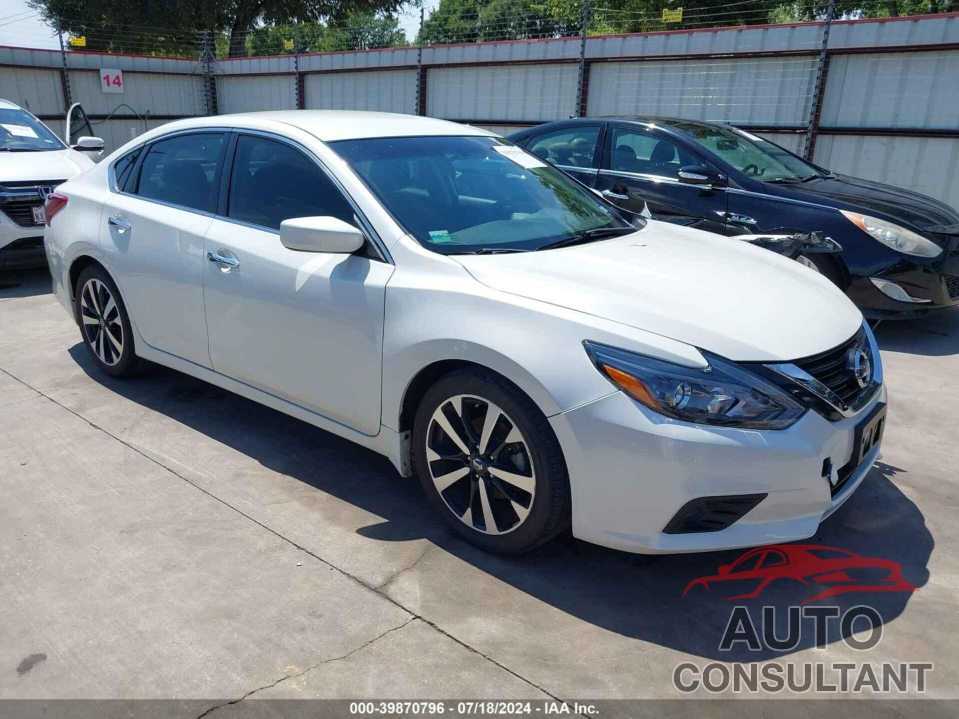 NISSAN ALTIMA 2018 - 1N4AL3AP2JC273097