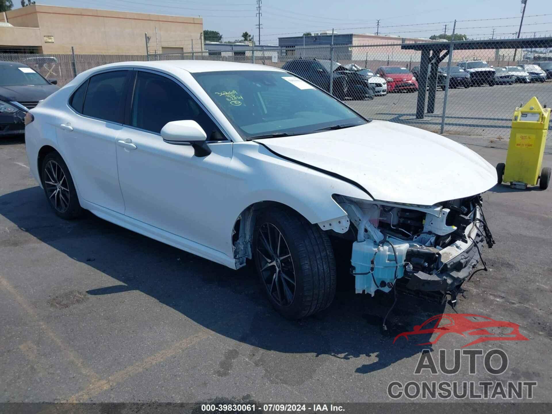TOYOTA CAMRY 2022 - 4T1G31AK0NU596010