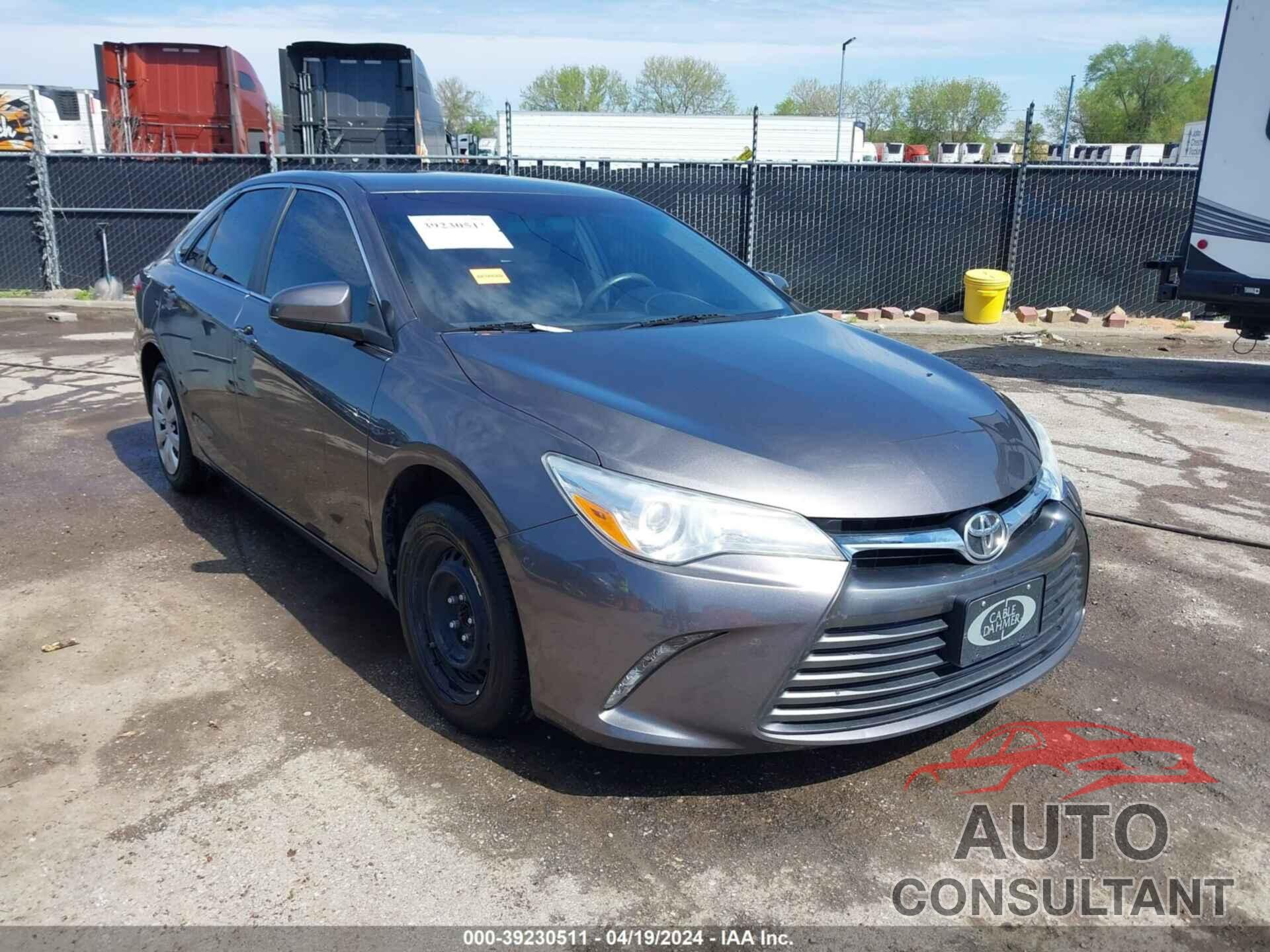 TOYOTA CAMRY 2016 - 4T4BF1FK9GR539551