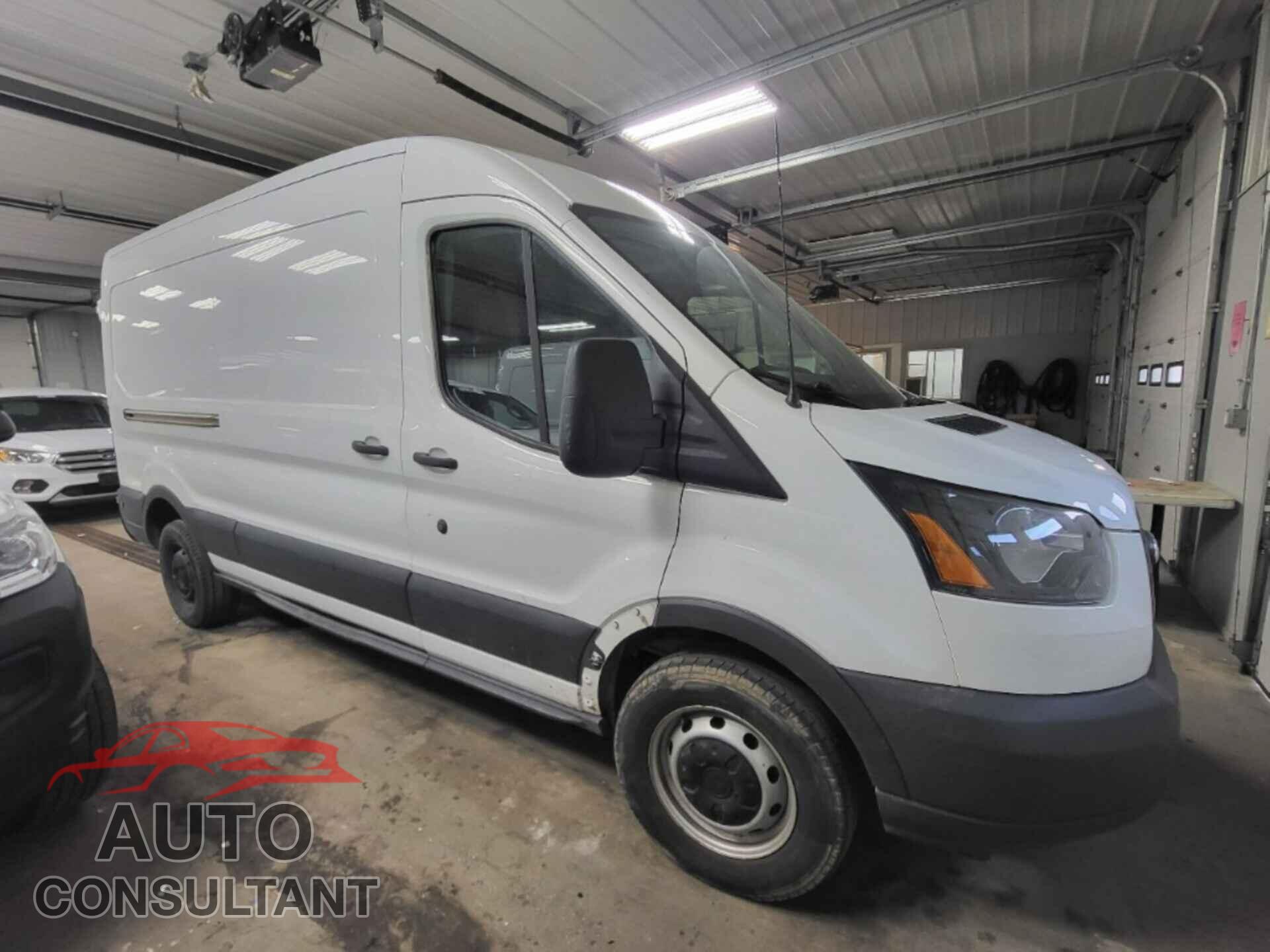 FORD TRANSIT 2018 - 1FTYR2CM2JKA96609