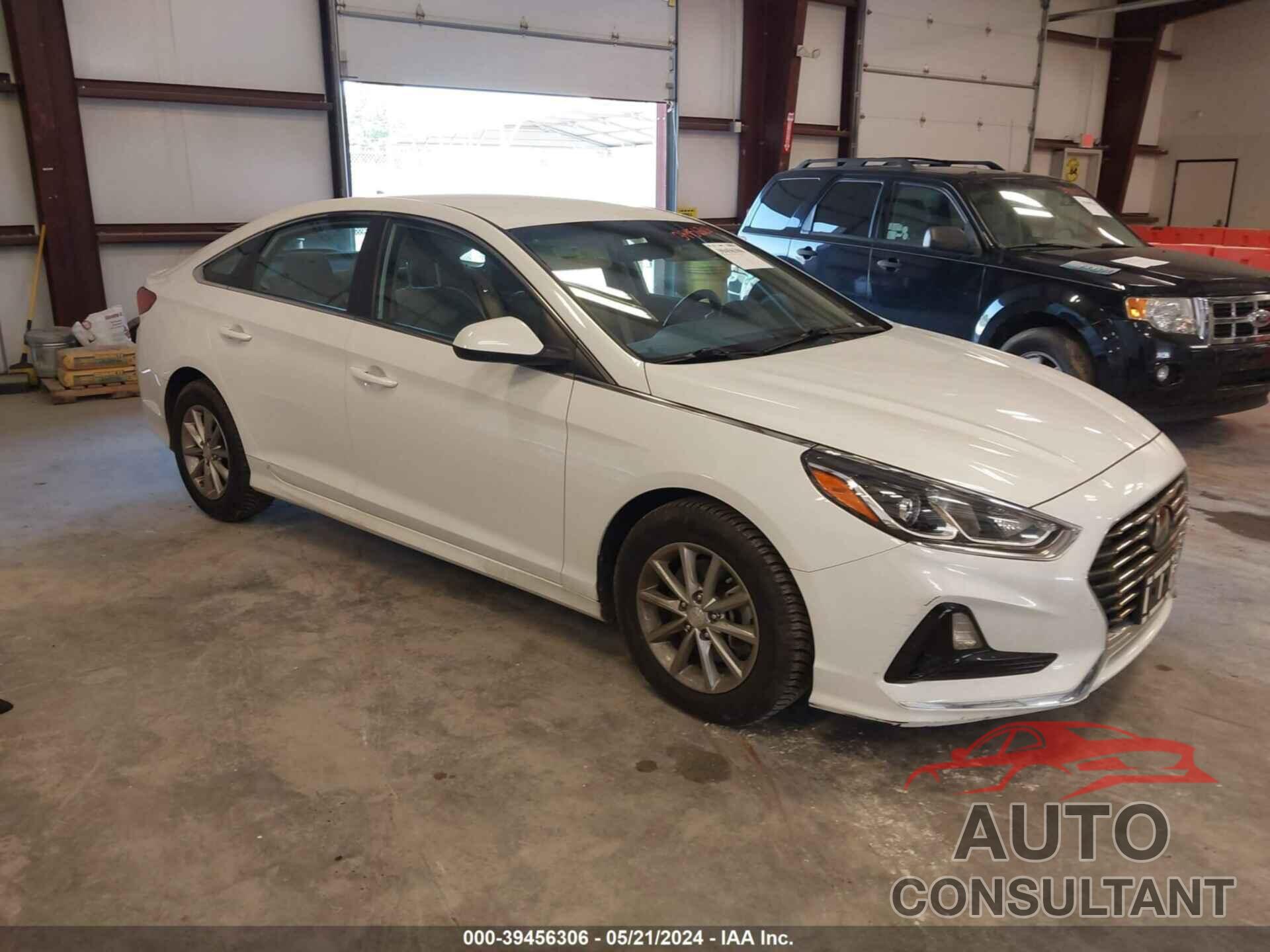 HYUNDAI SONATA 2018 - 5NPE24AF7JH672782
