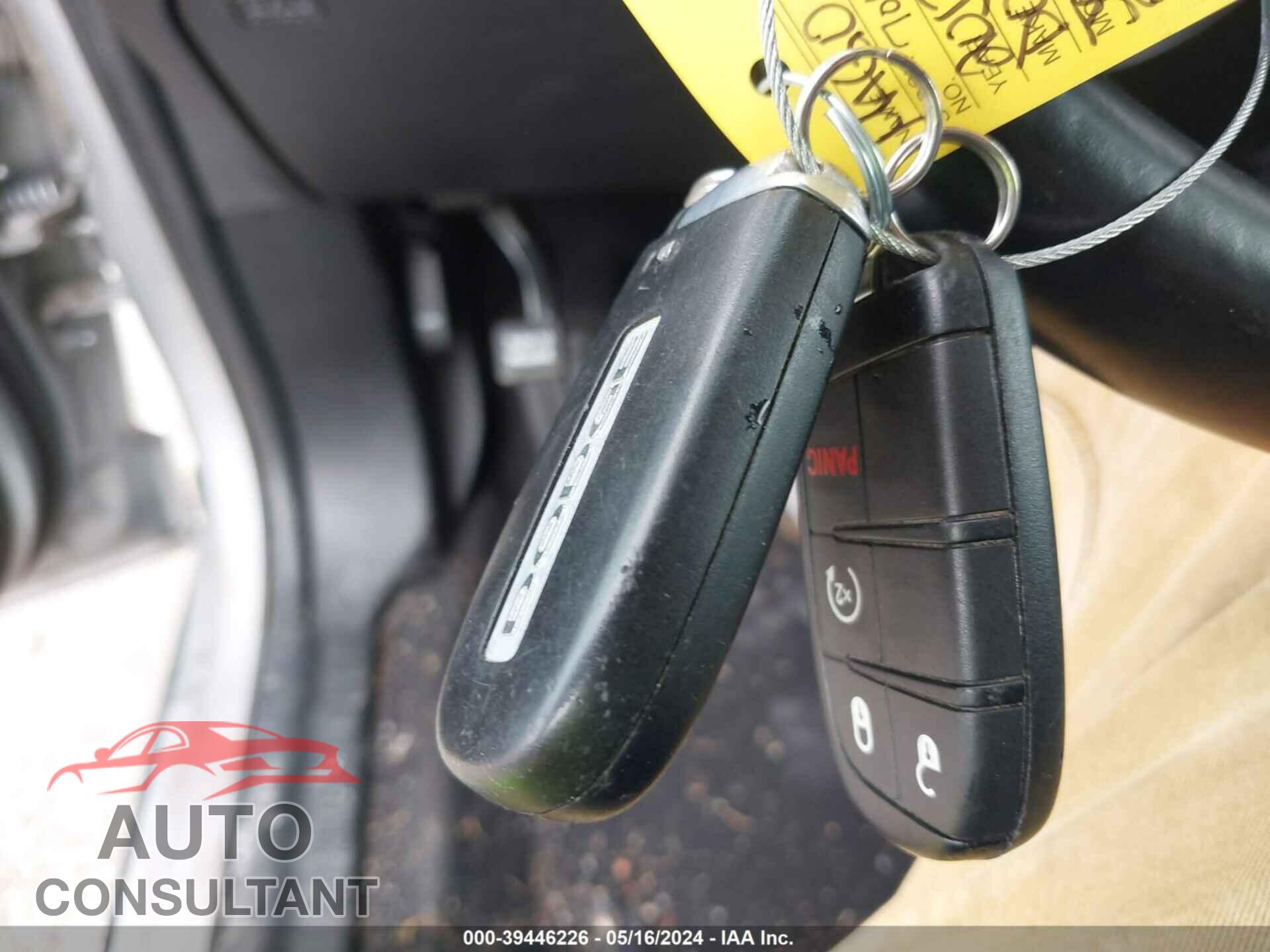 DODGE JOURNEY 2017 - 3C4PDDEG5HT639215